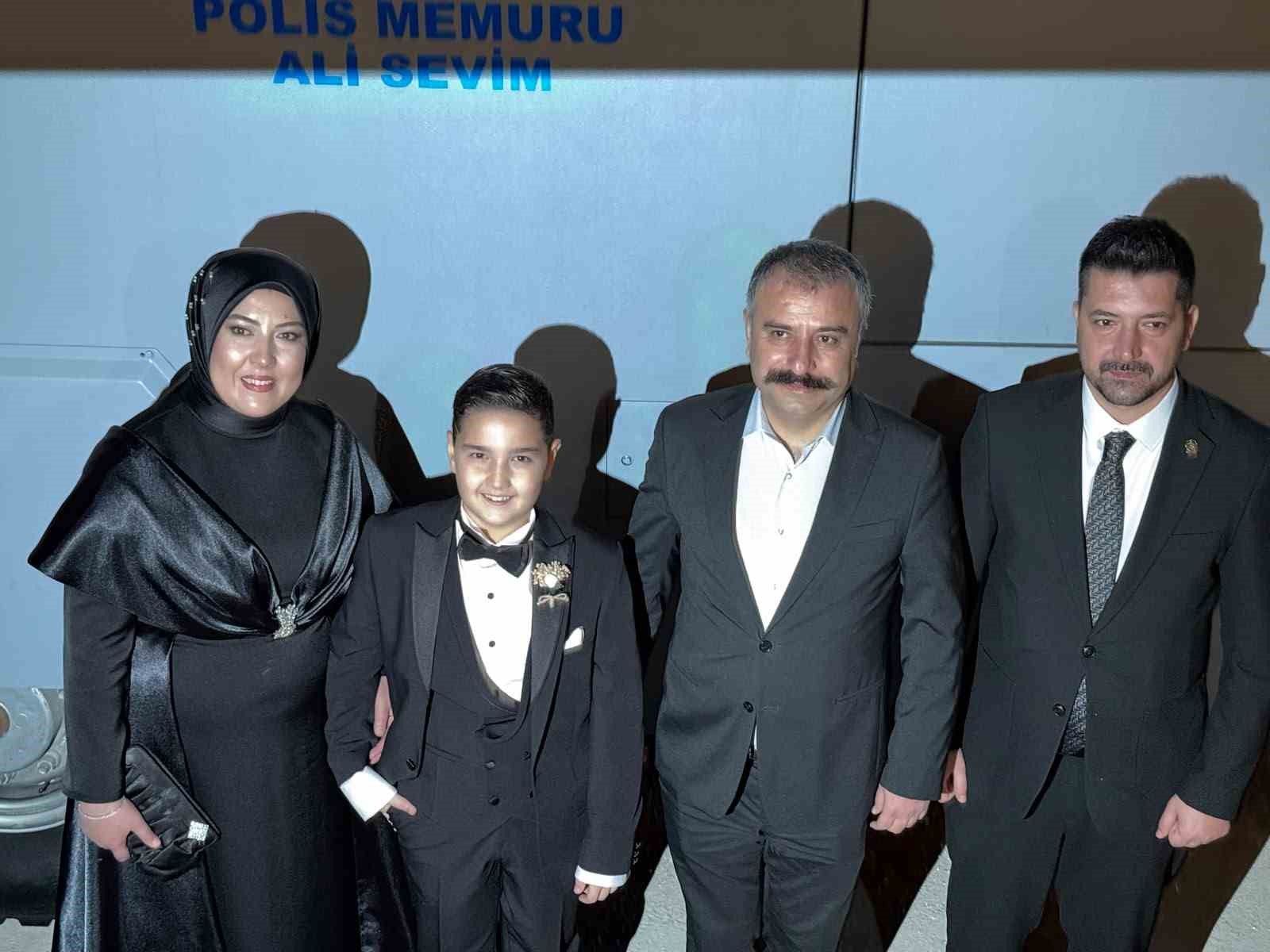 Eskişehir’de sünnet düğünü yapılan şehidin oğluna anlamlı sürpriz