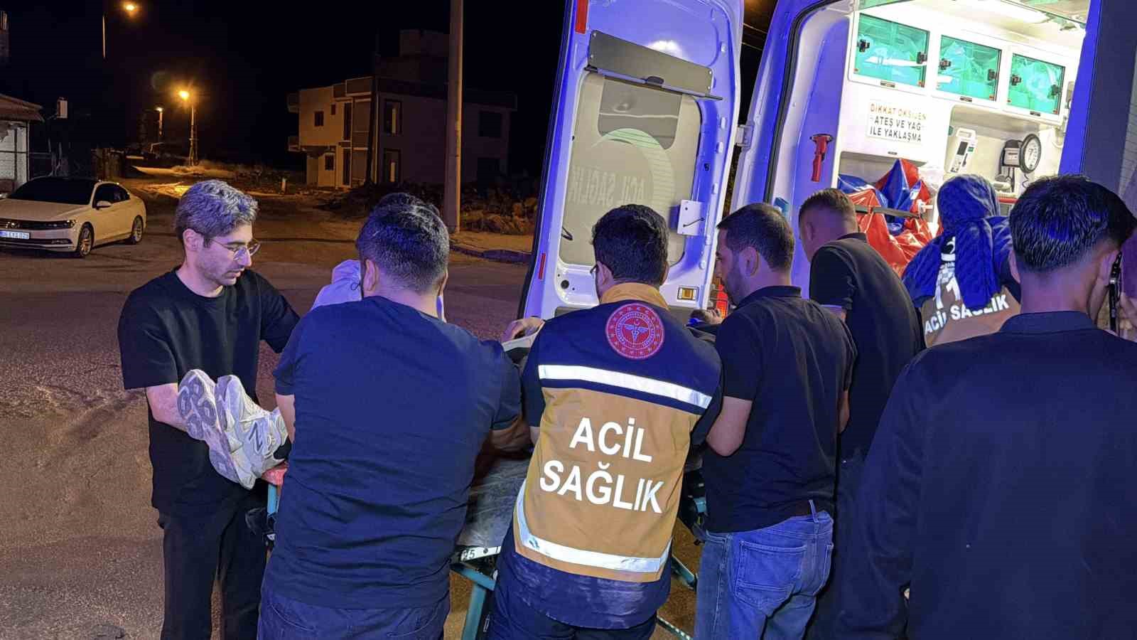 Motosiklet ile otomobil çarpıştı: 2 yaralı