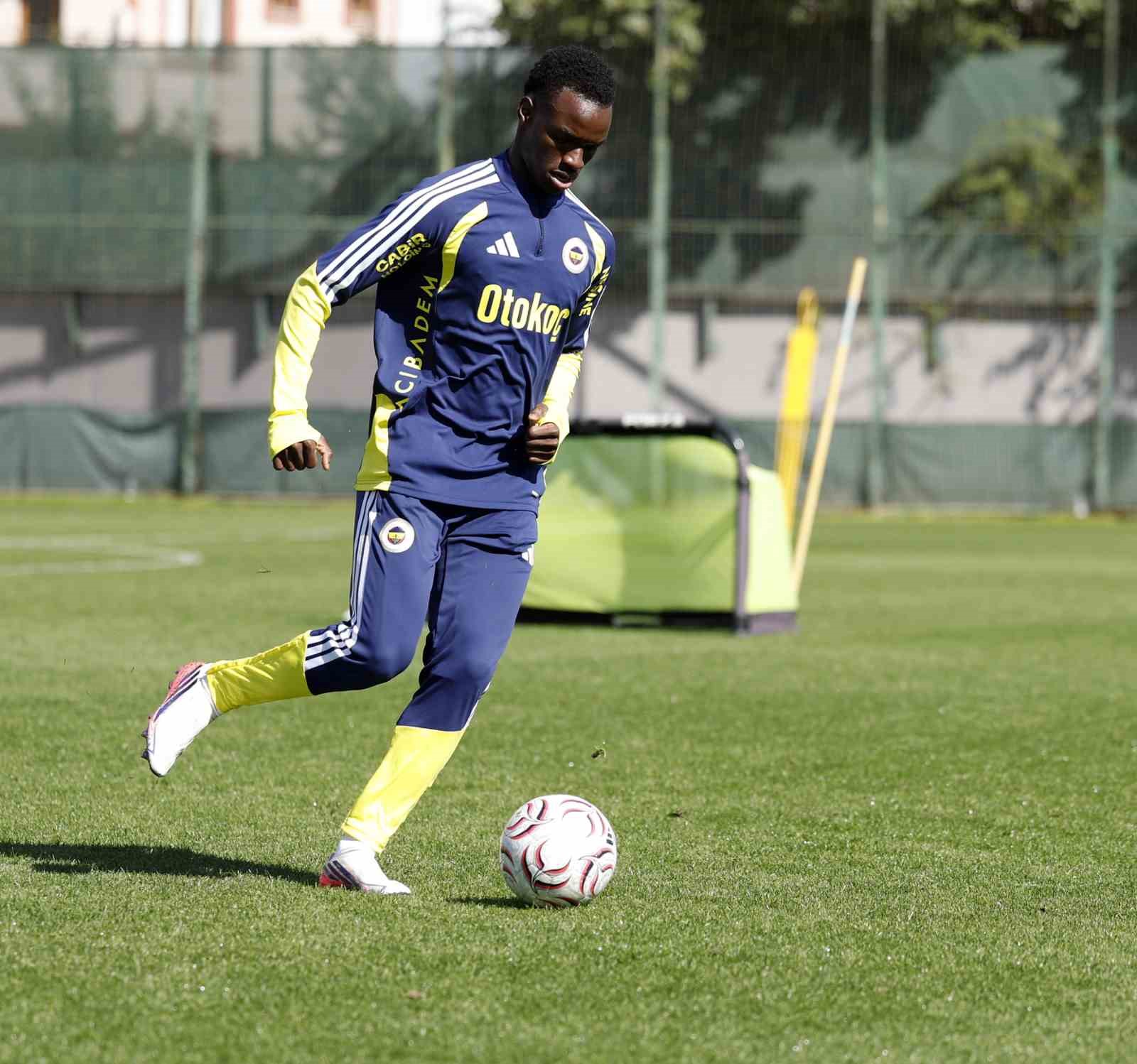 Fenerbahçe, Çaykur Rizespor maçı hazırlıklarına devam etti