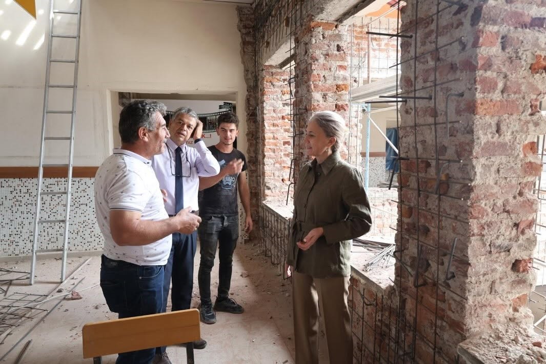 Nazilli’de iki okulda deprem güçlendirmesi sürüyor