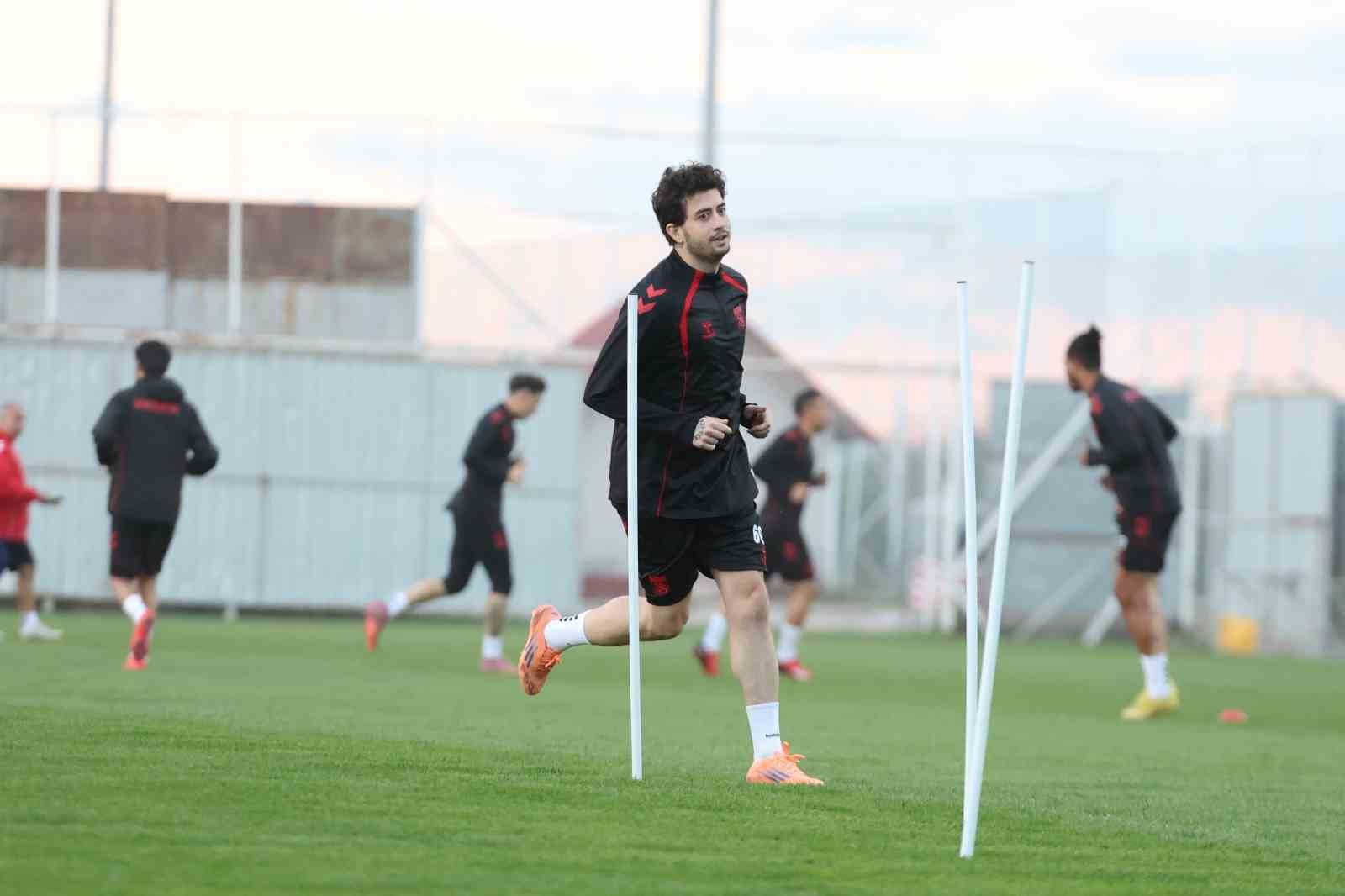 Sivasspor, Pendikspor maçı hazırlıklarına başladı