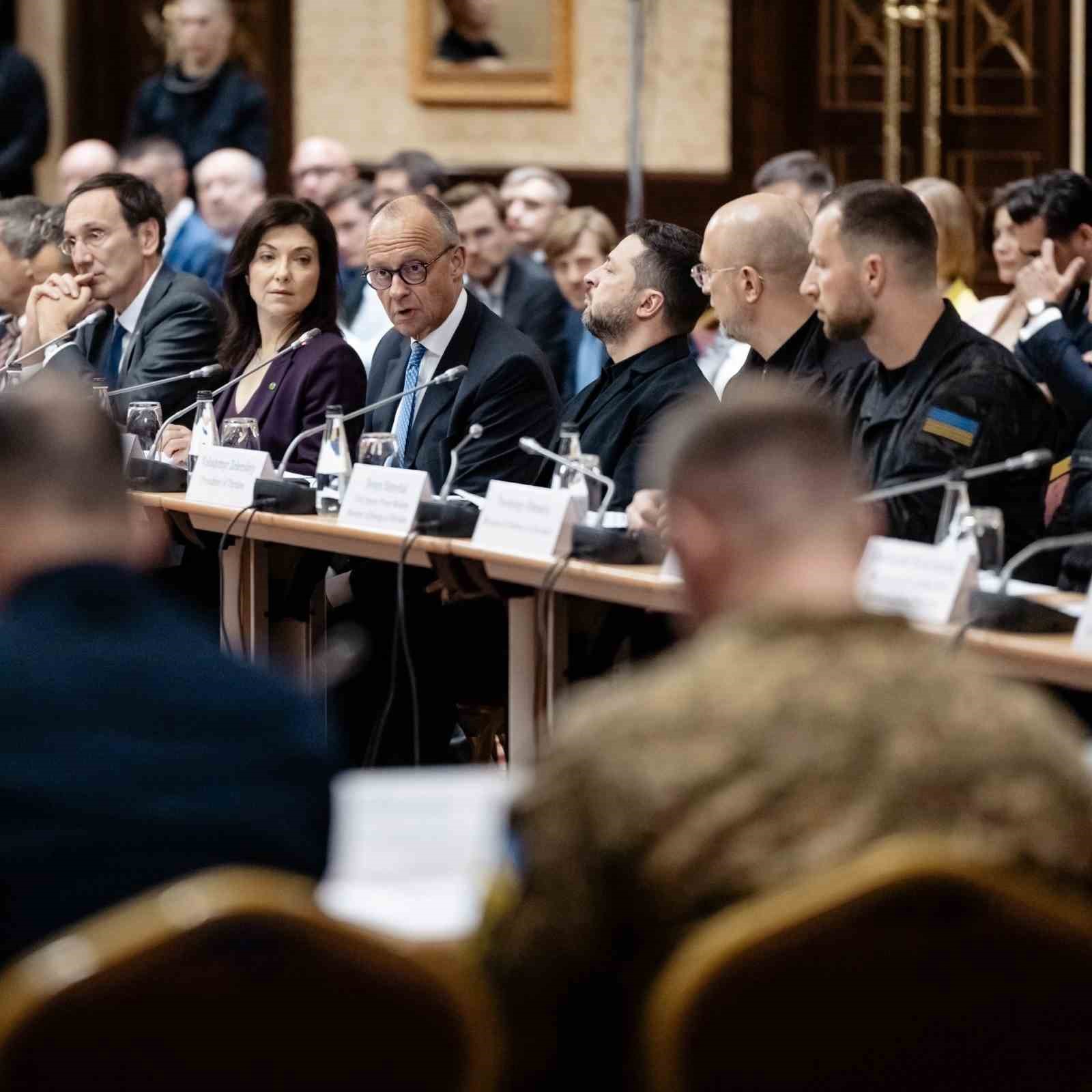 Merz: "Ukrayna’ya yardım sağlamak Almanya’nın ulusal çıkarları doğrultusunda"