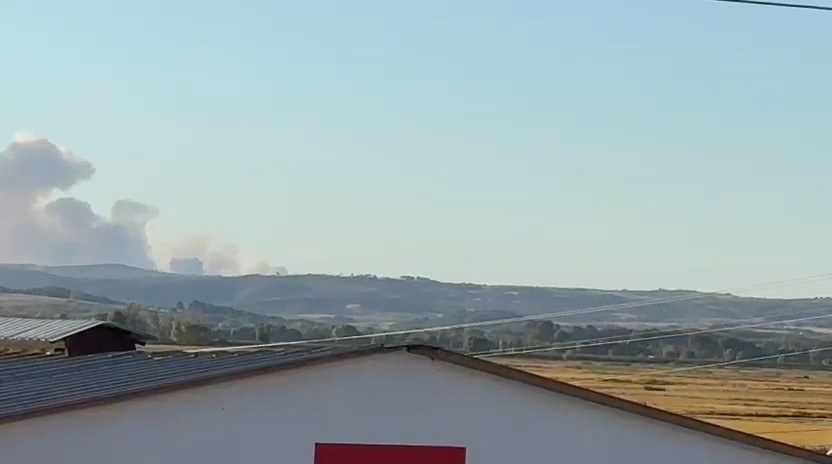 Yunanistan’daki yangında oluşan yoğun duman Meriç’ten de görülüyor
