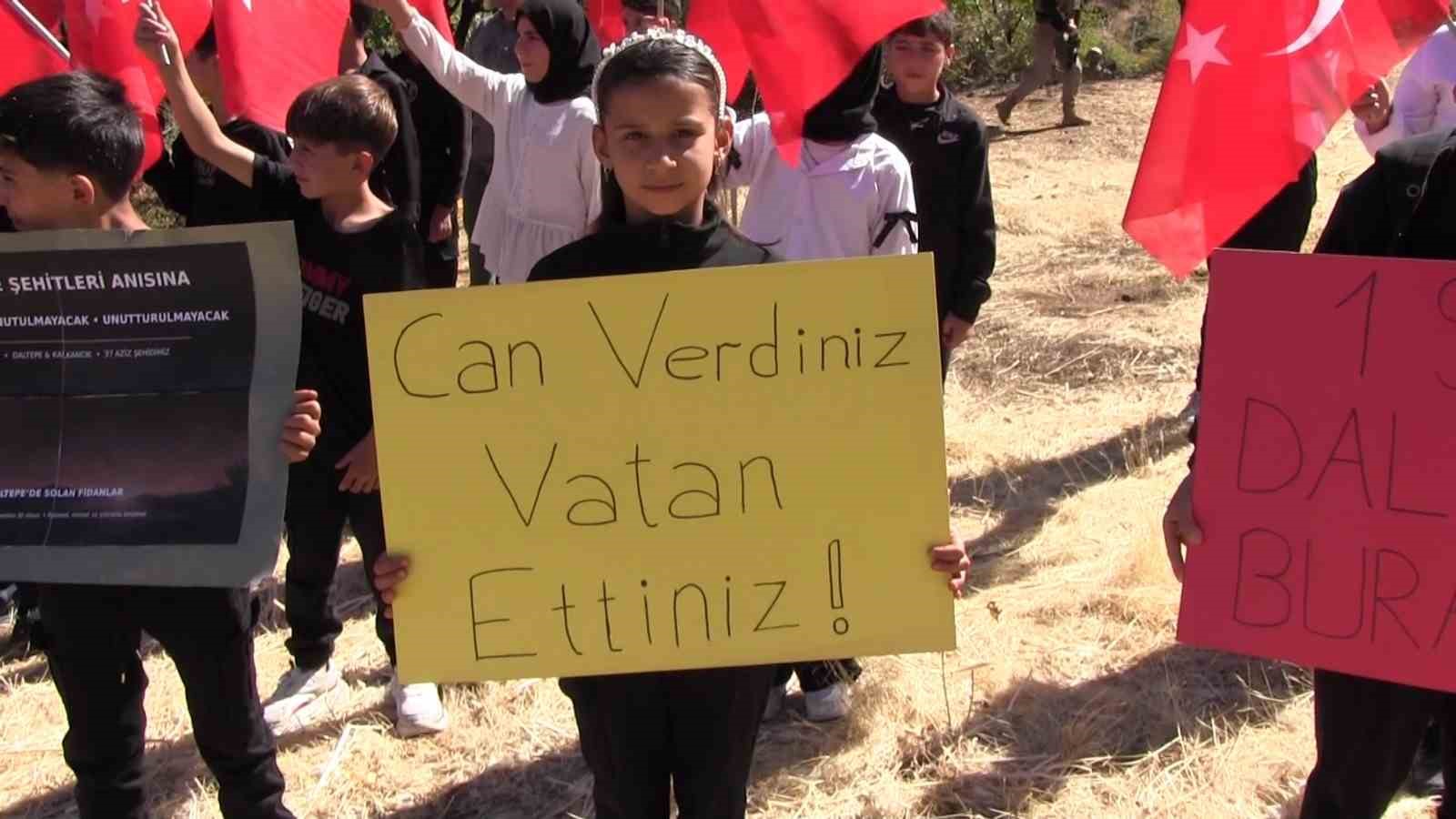 Siirt’te terör örgütü PKK’nın katlettiği 37 kiş törenle anıldı
