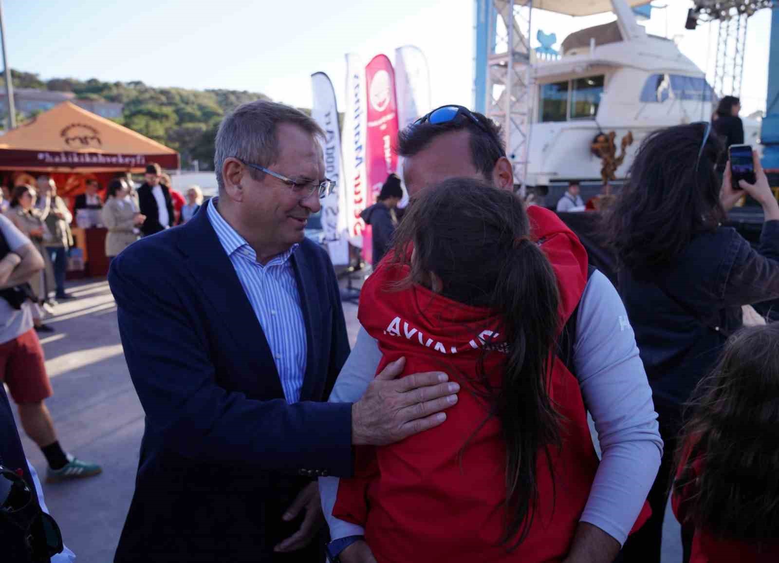 Ayvalık Körfezi’nde yelkenler bu kez eğitim için açıldı