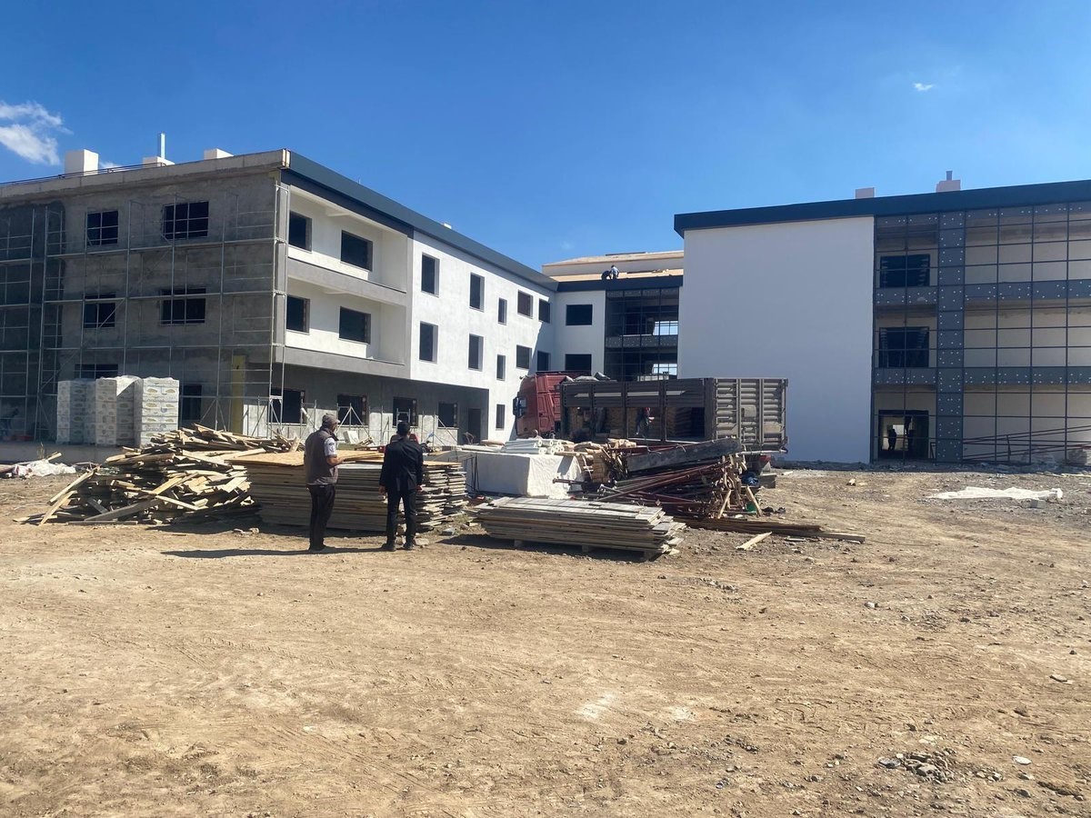 Erzurum huzurevi inşaatı devam ediyor