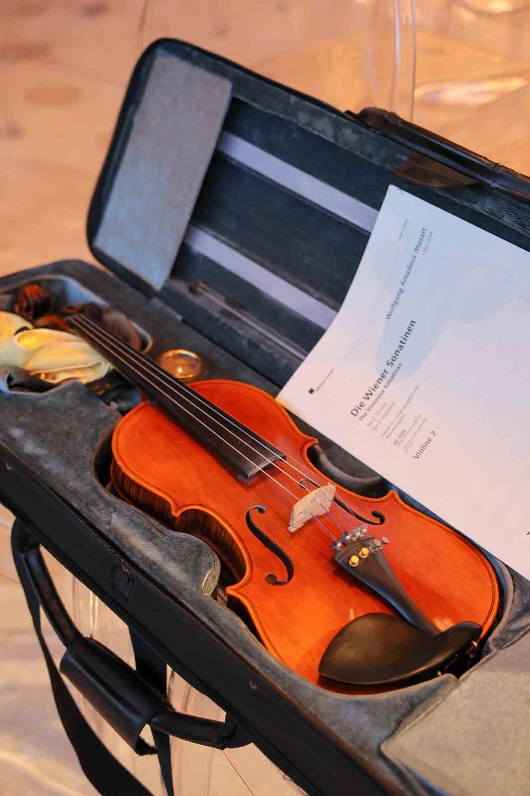 Mozart’ın "Costa" kemanı ilk kez Türkiye’de