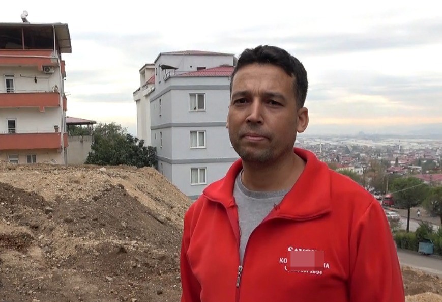 Kahramanmaraş’ta temel kazısında çöken alan ve yol toprakla dolduruldu