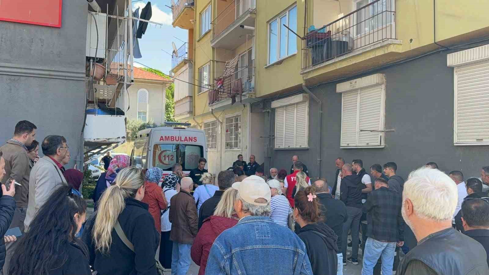 Gemlik’te yaşlı çift evlerinde ölü bulundu