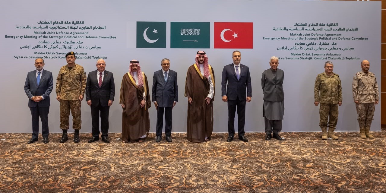 Suudi Arabistan’da Mekke İttifakı’nın Stratejik Siyasi ve Savunma Komitesi toplantısı yapıldı