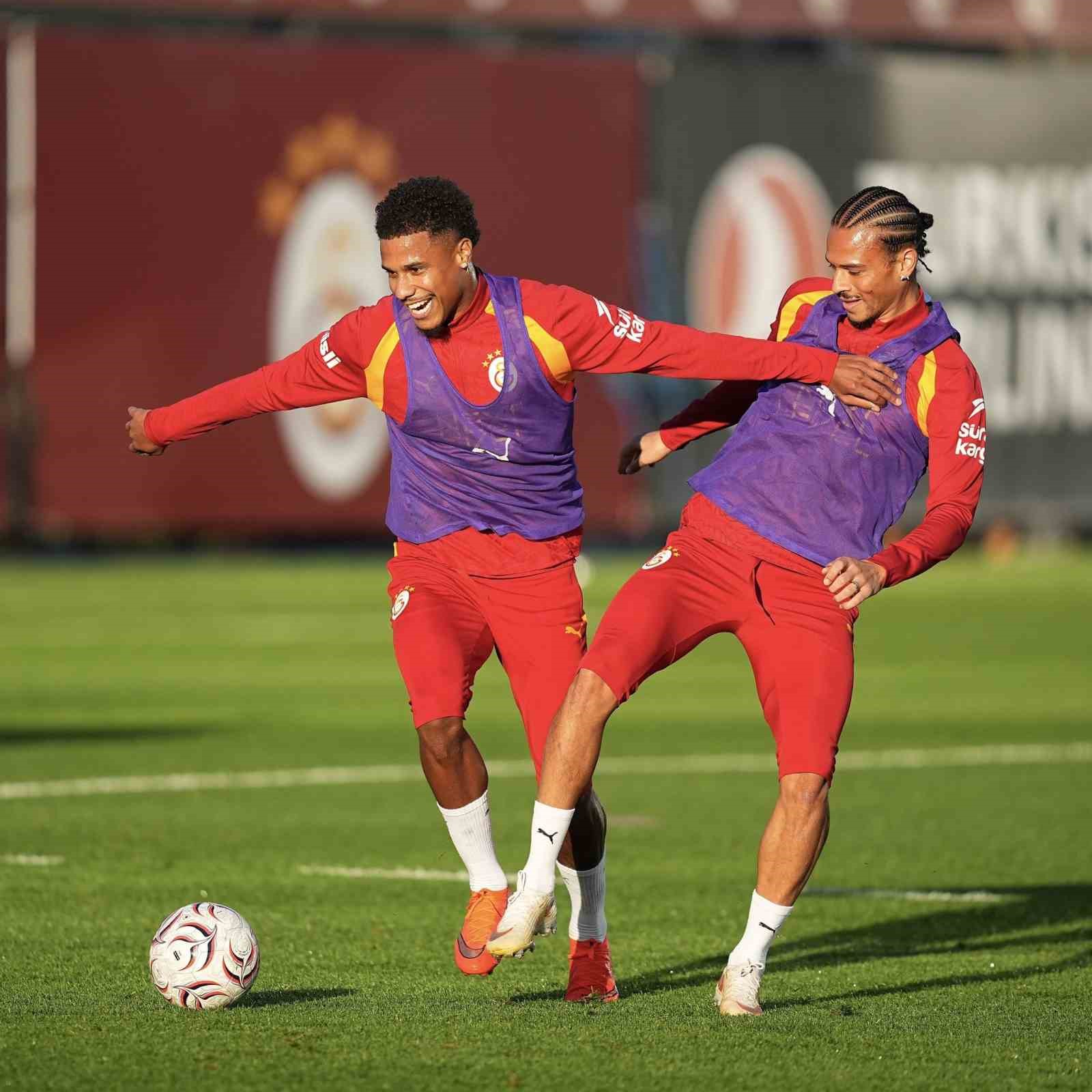 Galatasaray, Kasımpaşa maçı hazırlıklarını sürdürdü