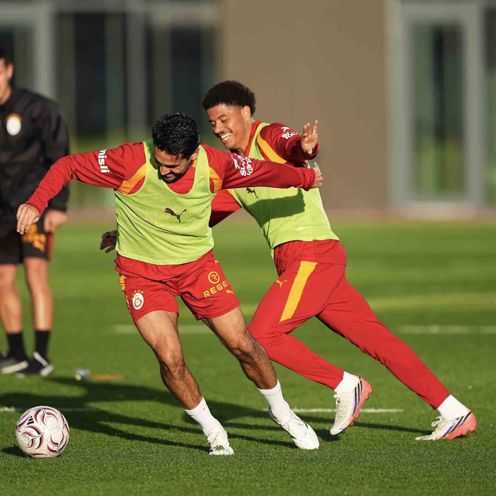 Galatasaray, Kasımpaşa maçı hazırlıklarını sürdürdü