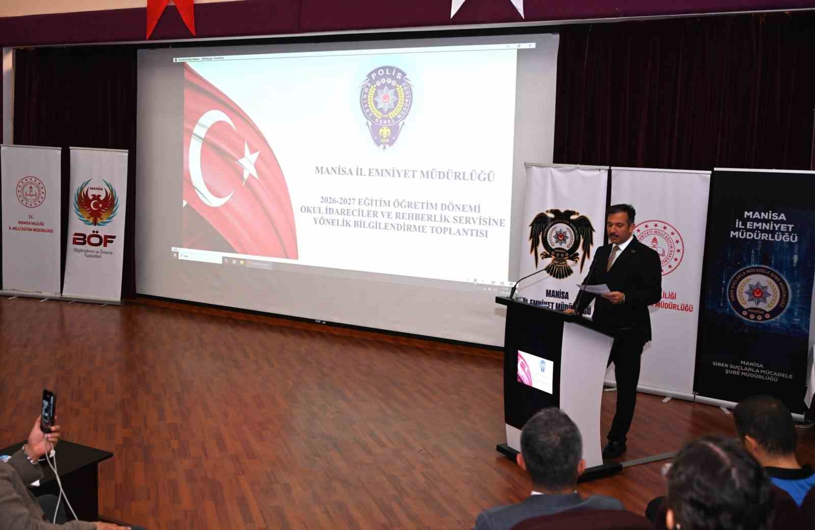 Manisa’da okul yöneticileri ve rehber öğretmenlere güvenlik eğitimi
