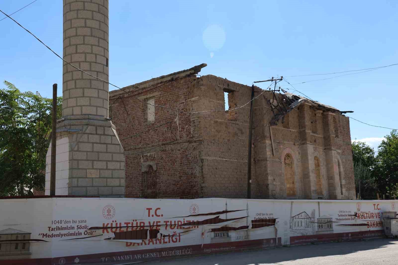Elazığ’da 300 yıllık tarihi cami 6 yıldır restore edilmeyi bekliyor