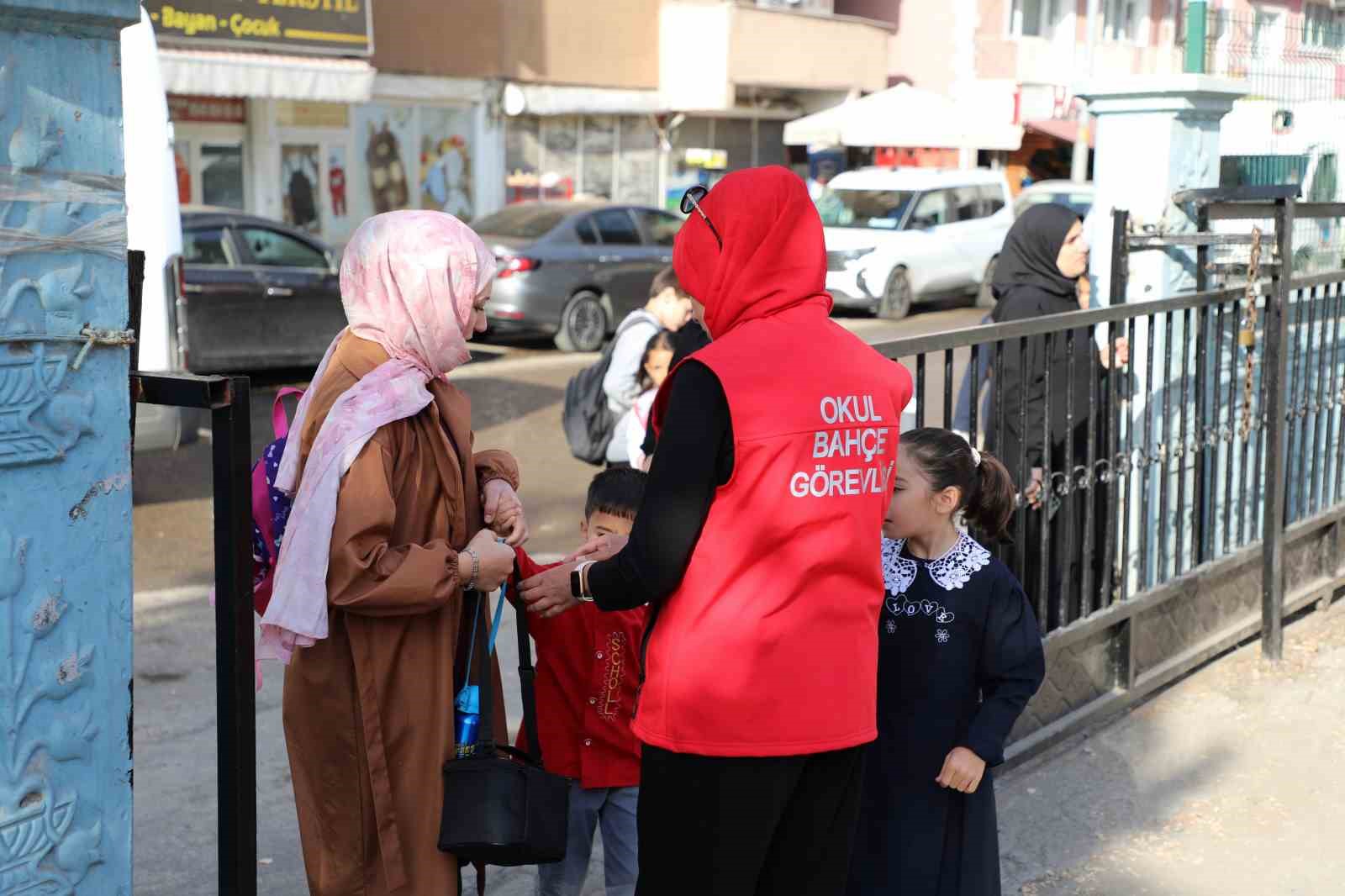 Ağrı’da 409 okul bahçe görevlisi öğrencilerin güvenliği için görev yapıyor
