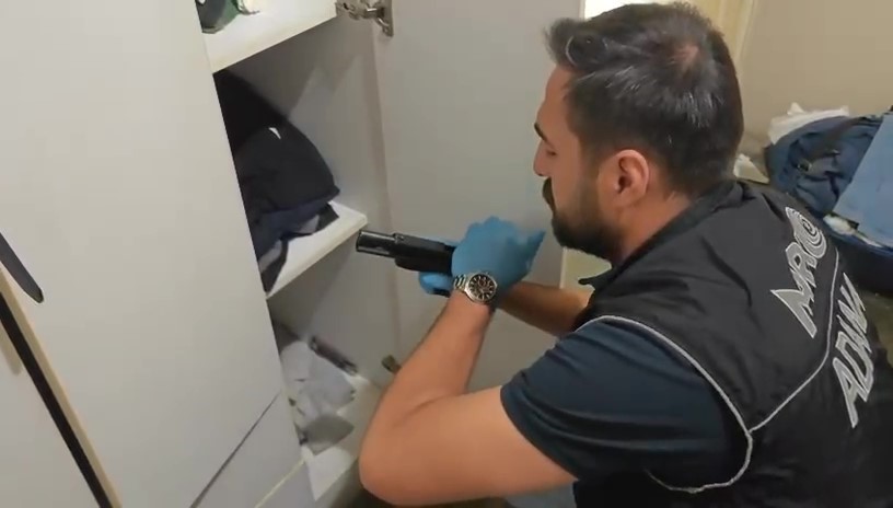 Adana merkezli 11 ilde ’Yıkamacılar’ suç örgütüne operasyon: 102 gözaltı