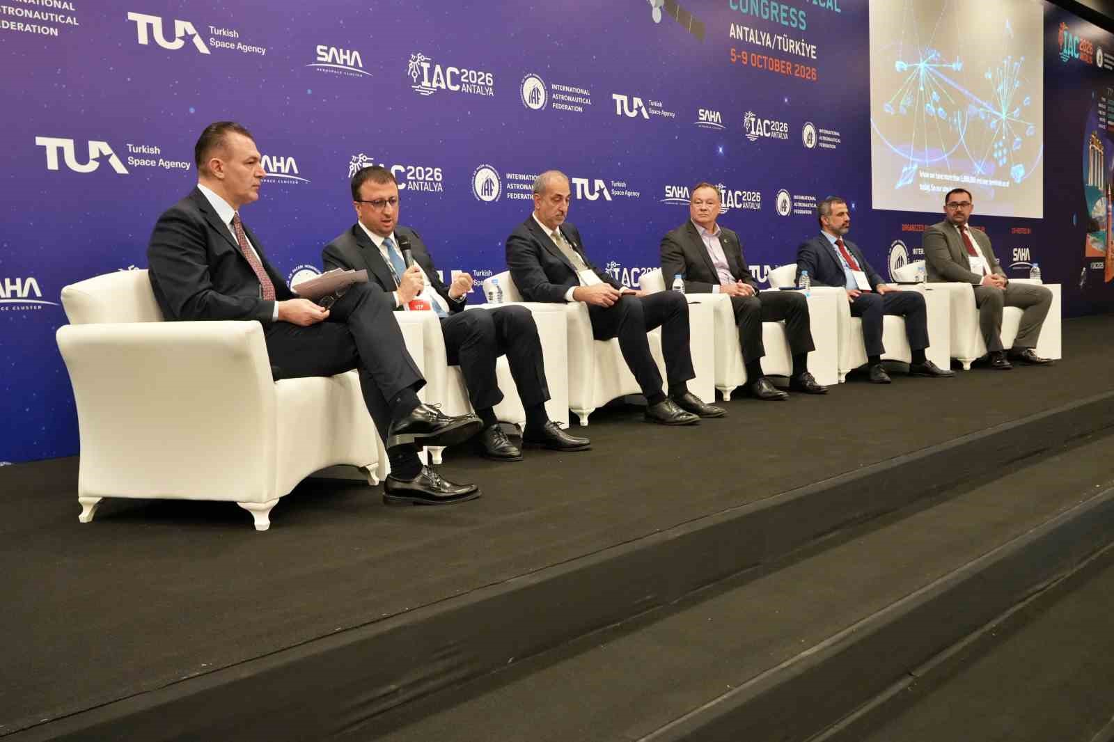 Türkiye 198 uyduluk uzay ağına hazırlanıyor: İlk uydu 2 yıl içinde