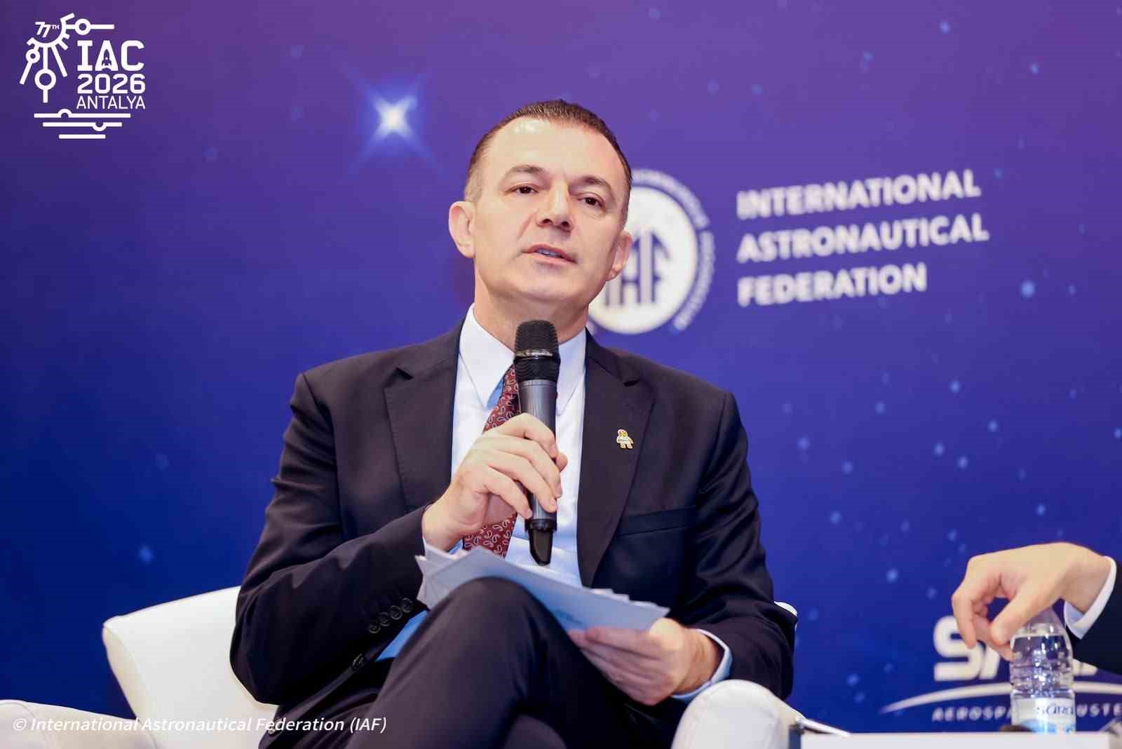 Türkiye 198 uyduluk uzay ağına hazırlanıyor: İlk uydu 2 yıl içinde