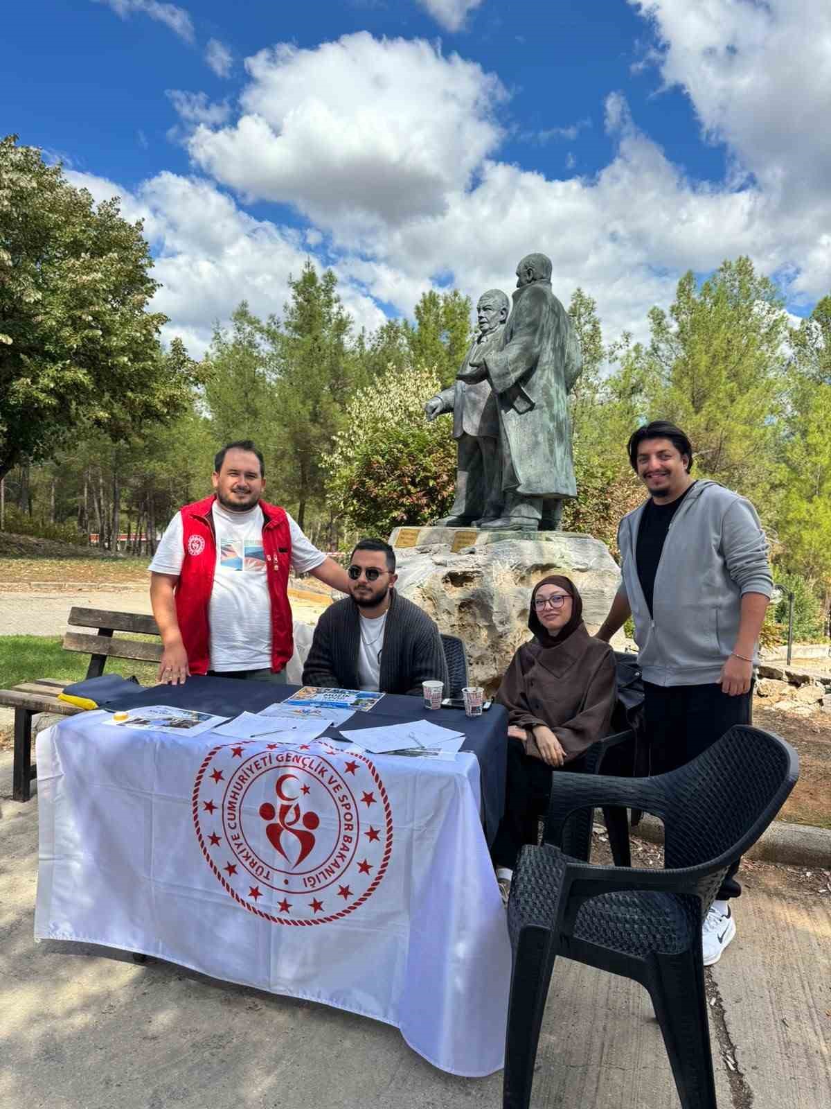 Kampüste gençlere gençlik fırsatları tanıtıldı