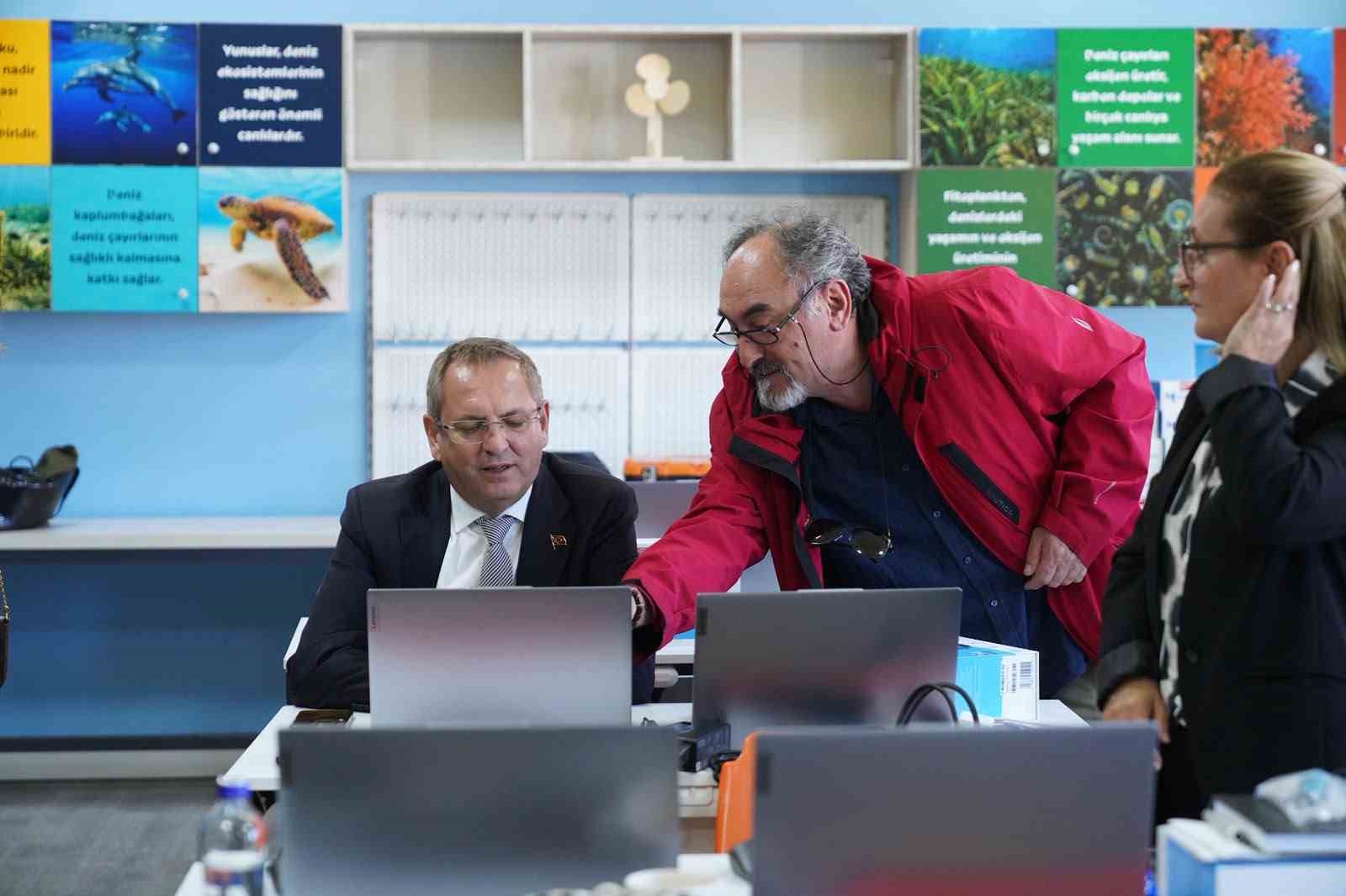 Mavi Nefes Ayvalık’ta çocuklarla geleceğe yol alıyor