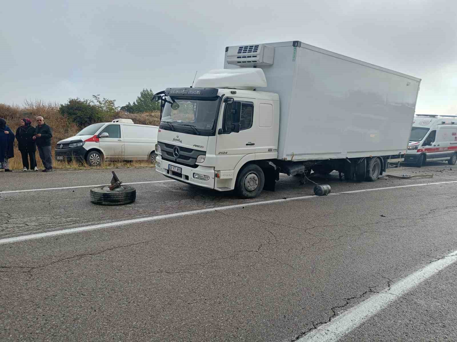 Kop dağı zirvesinde zincirleme kaza: 5 yaralı