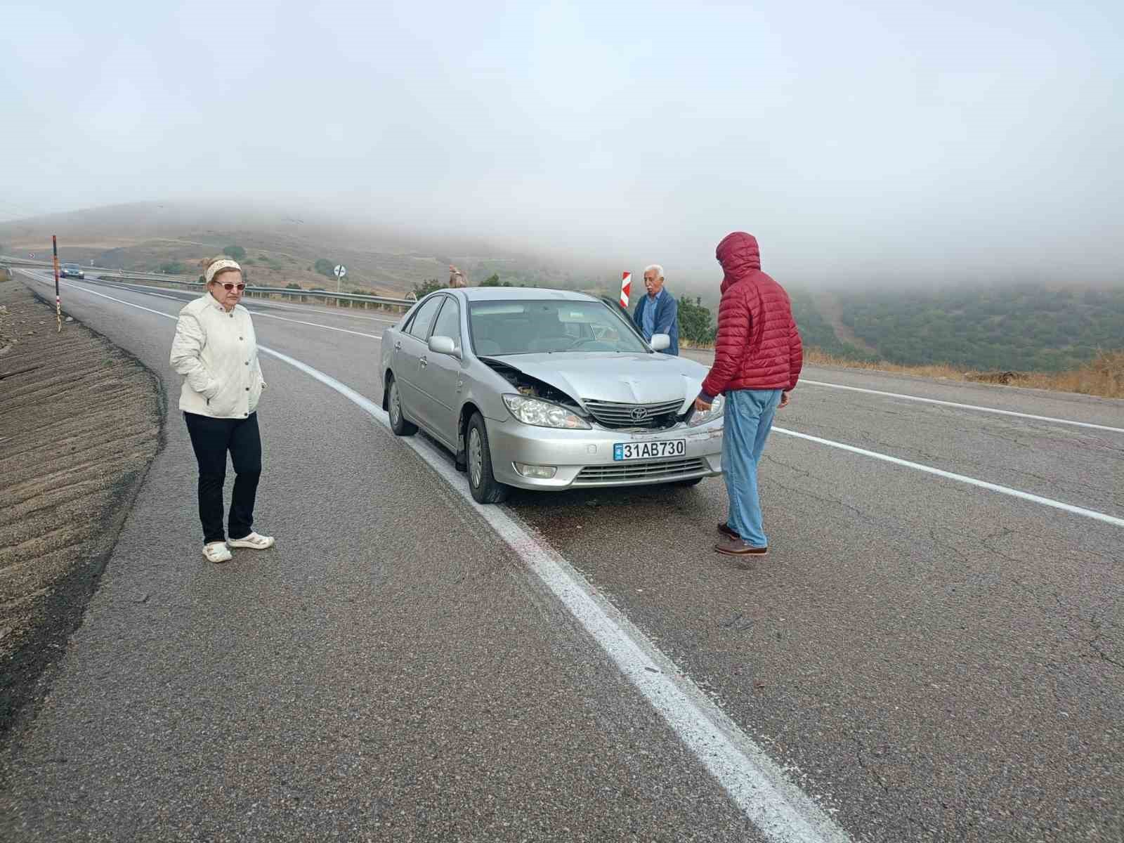 Kop dağı zirvesinde zincirleme kaza: 5 yaralı