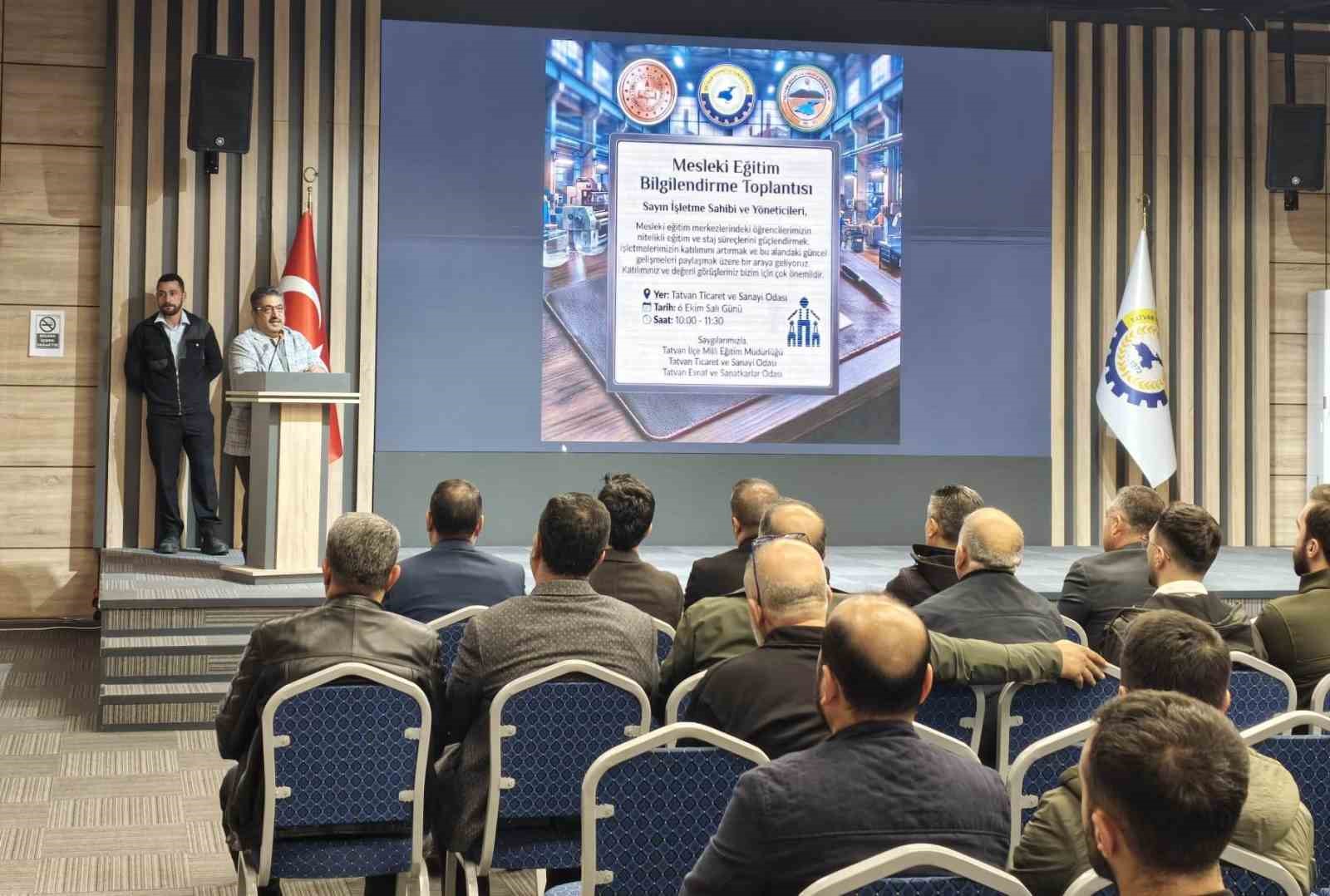 Tatvan’da "Mesleki Eğitim Merkezleri İşletme Toplantısı" düzenlendi