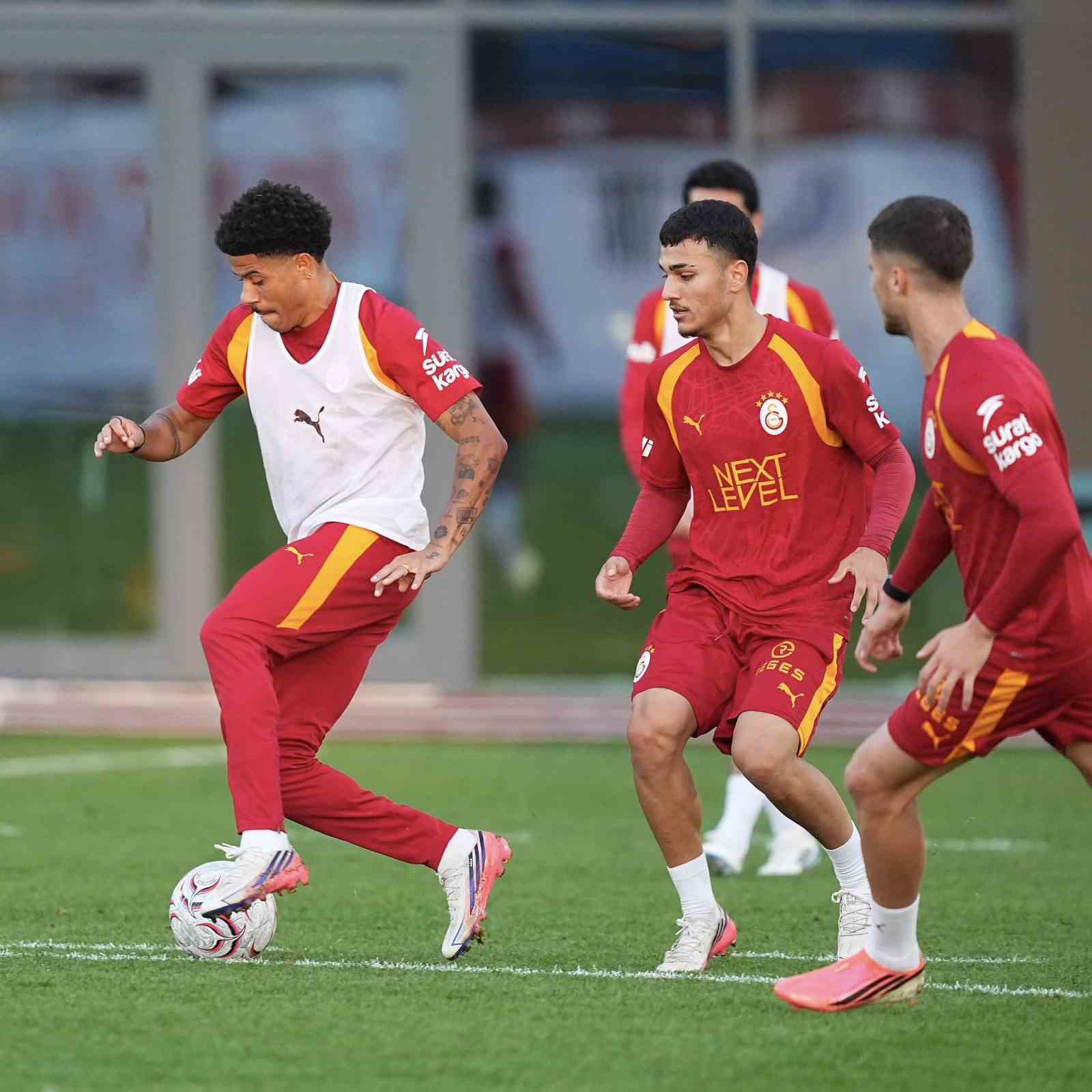 Galatasaray, Kasımpaşa maçı hazırlıklarını sürdürdü