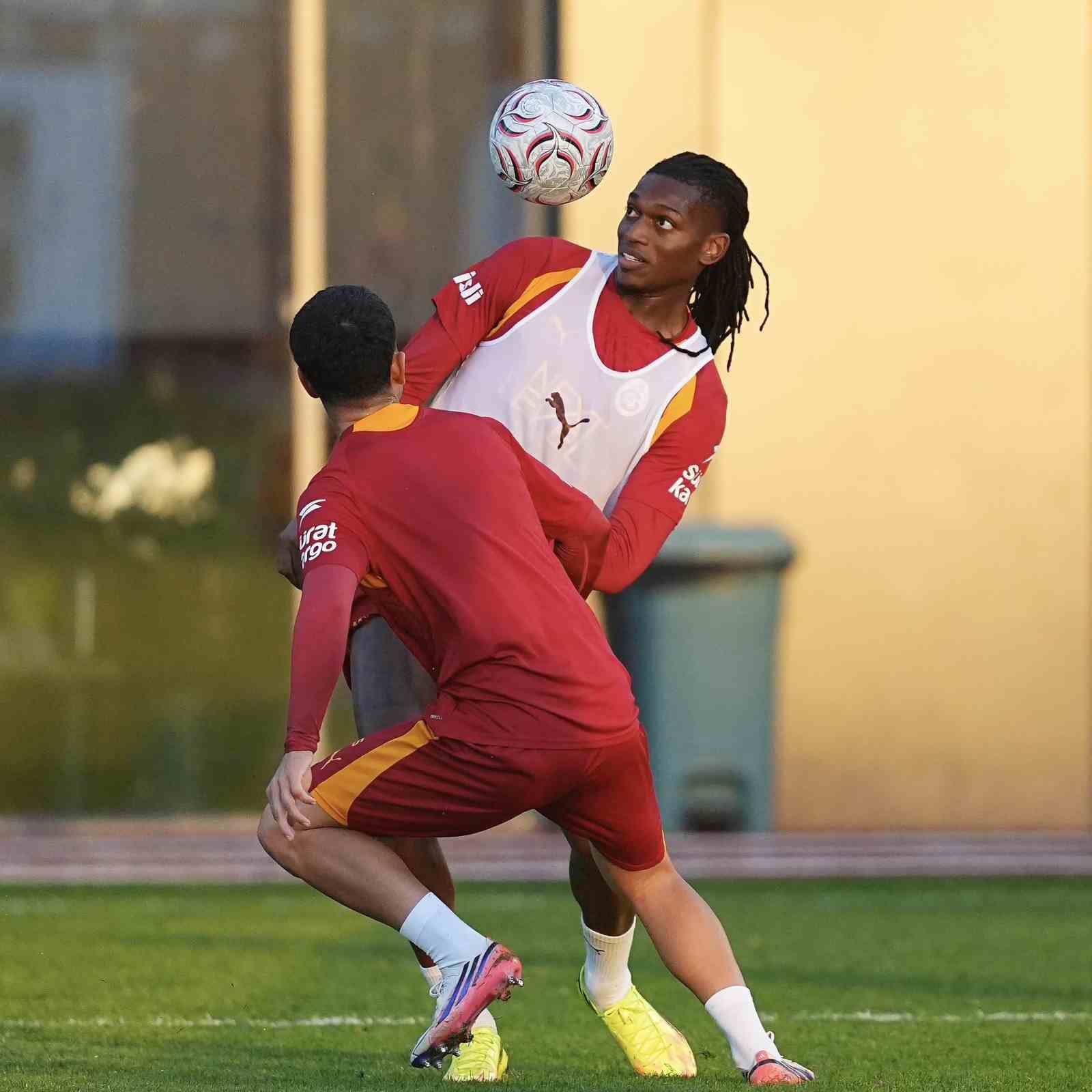 Galatasaray, Kasımpaşa maçı hazırlıklarını sürdürdü
