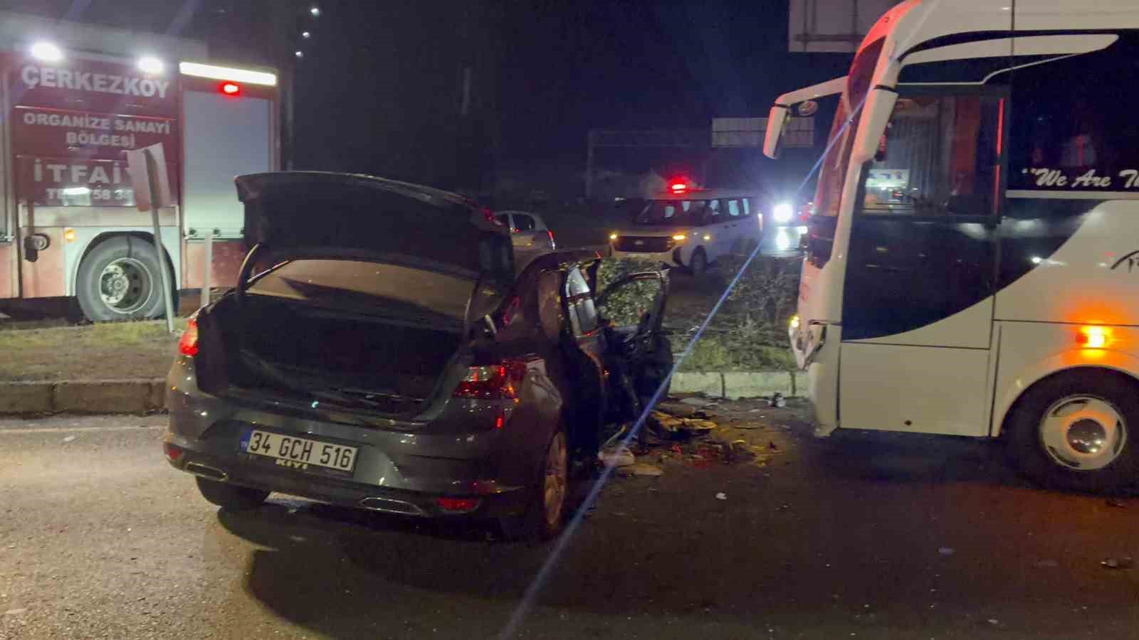 Kavşakta zincirleme kaza: 3 yaralı
