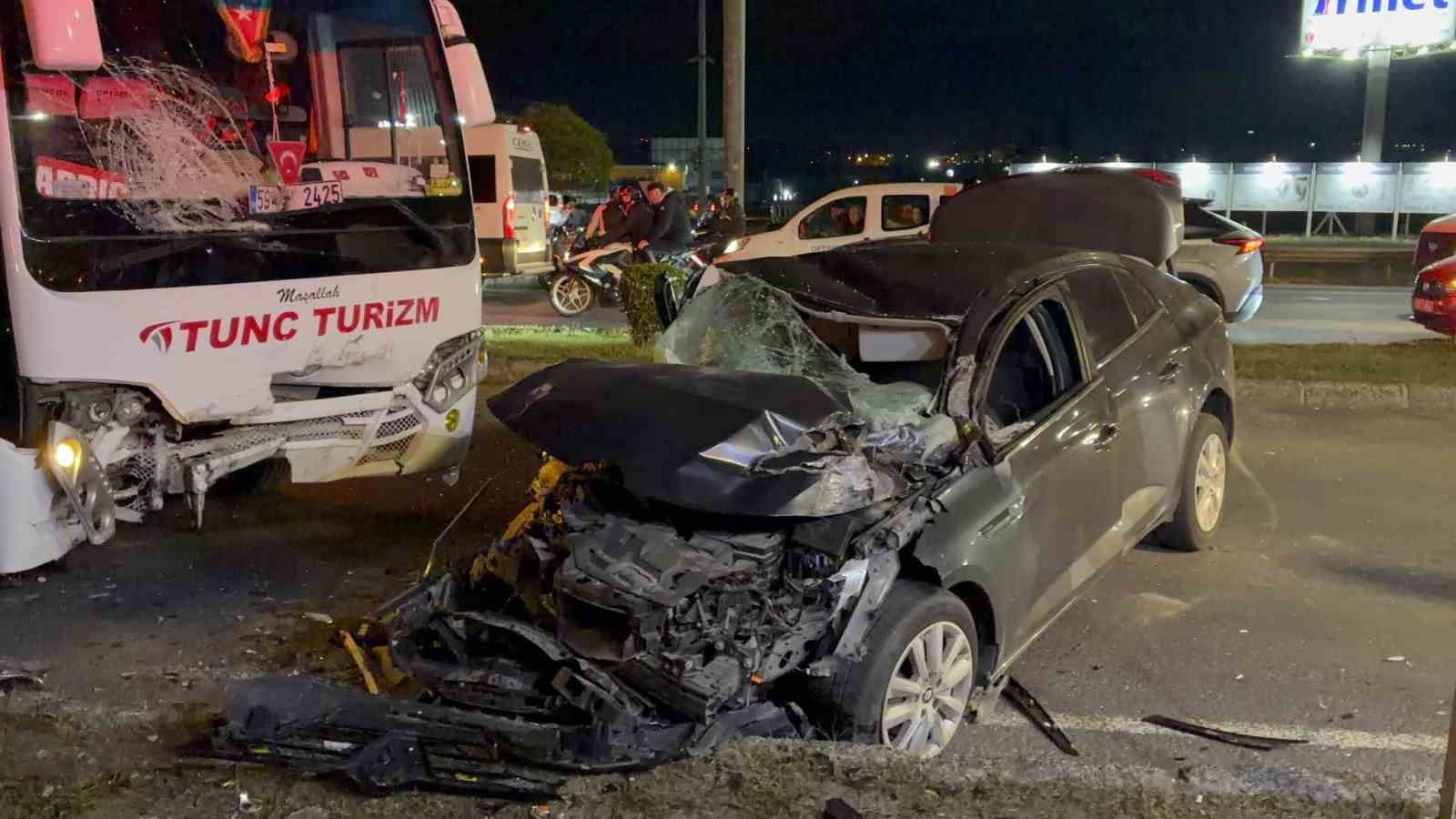 Kavşakta zincirleme kaza: 3 yaralı