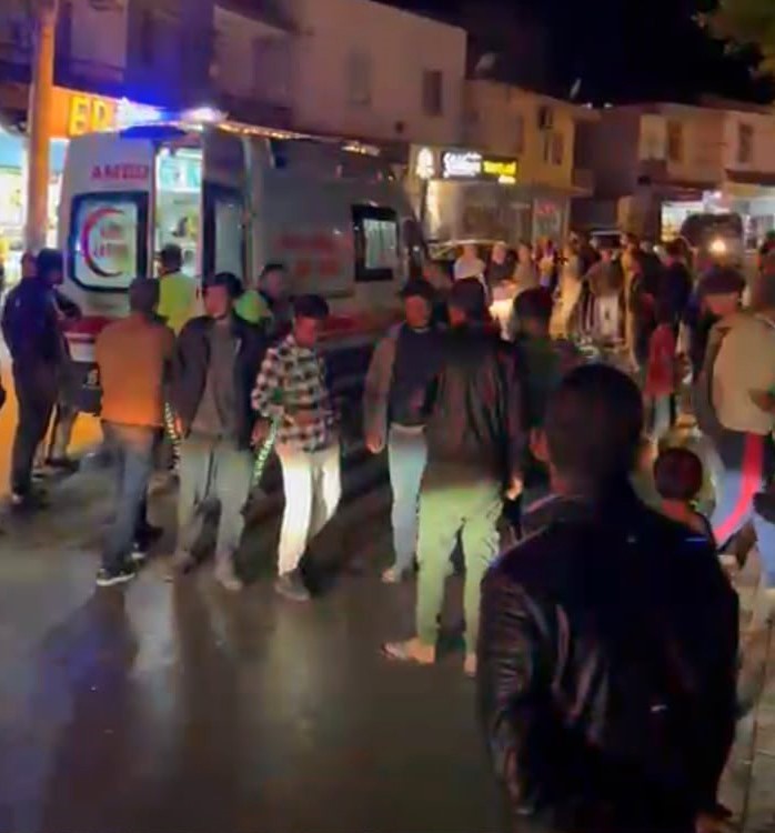 Otomobil ile çarpışan motosikletin sürücüsü yaralandı