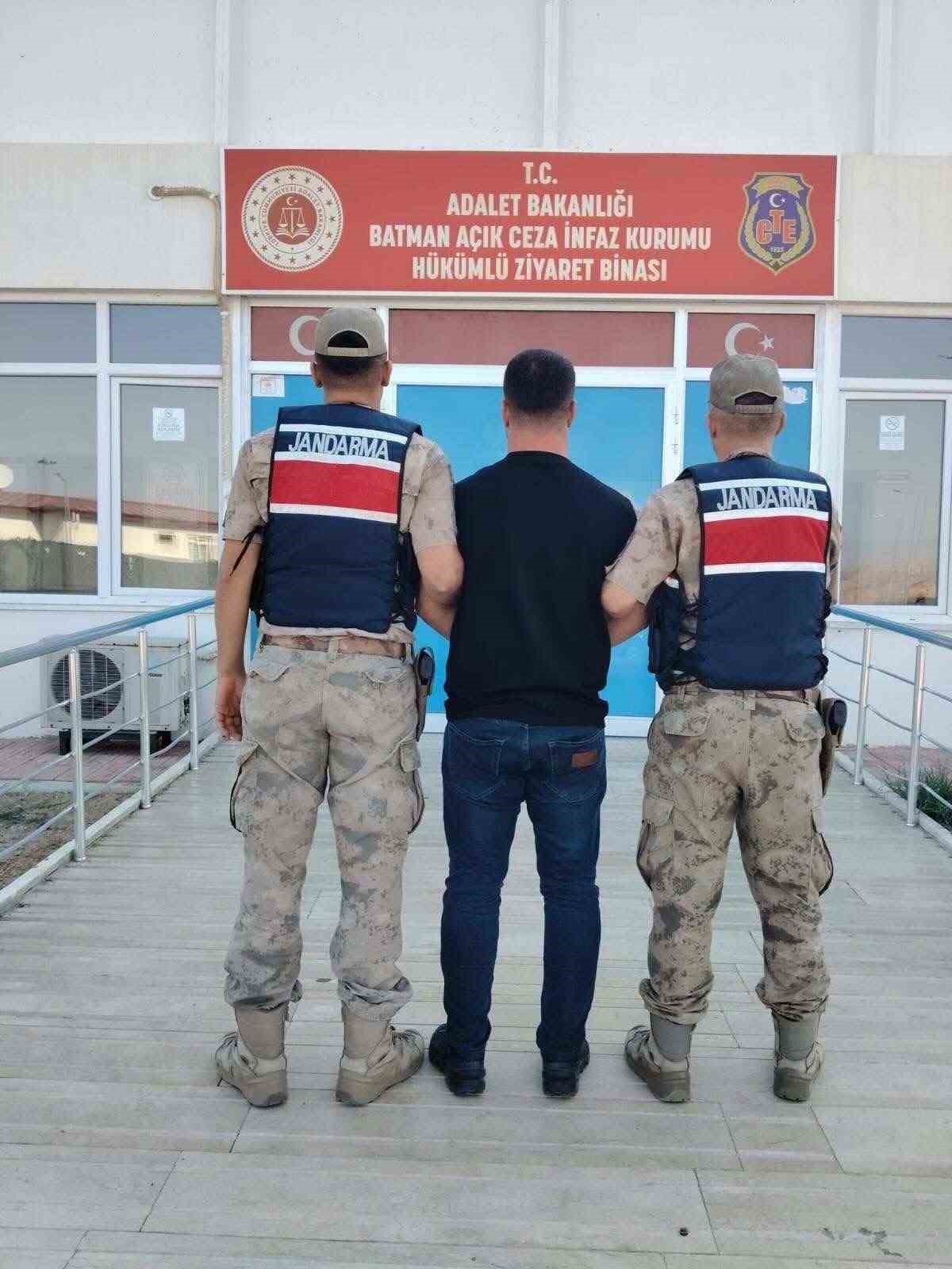Batman’da haklarında kesinleşmiş hapis cezası bulunan 38 şahıs yakalandı