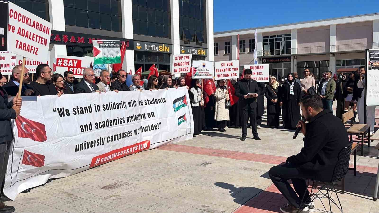 Sinop’ta Filistin’e destek programı düzenlendi