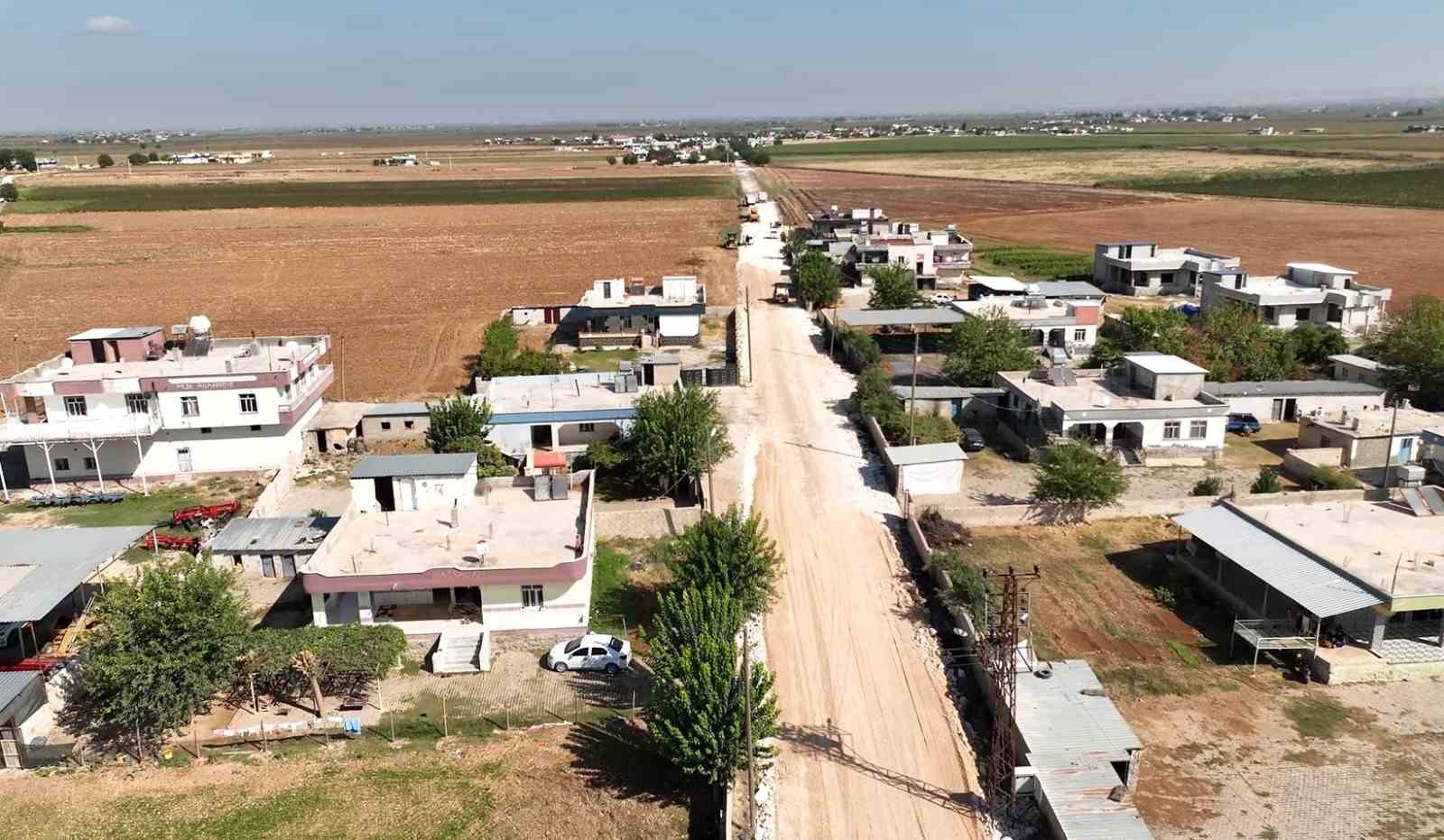 Harran’da yollar büyükşehir belediyesiyle yenileniyor