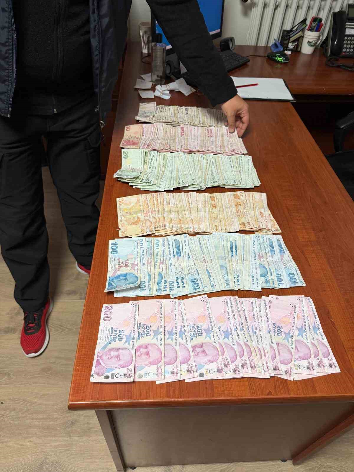 "Torunum hasta" diyen kadının üzerinden 19 bin TL çıktı
