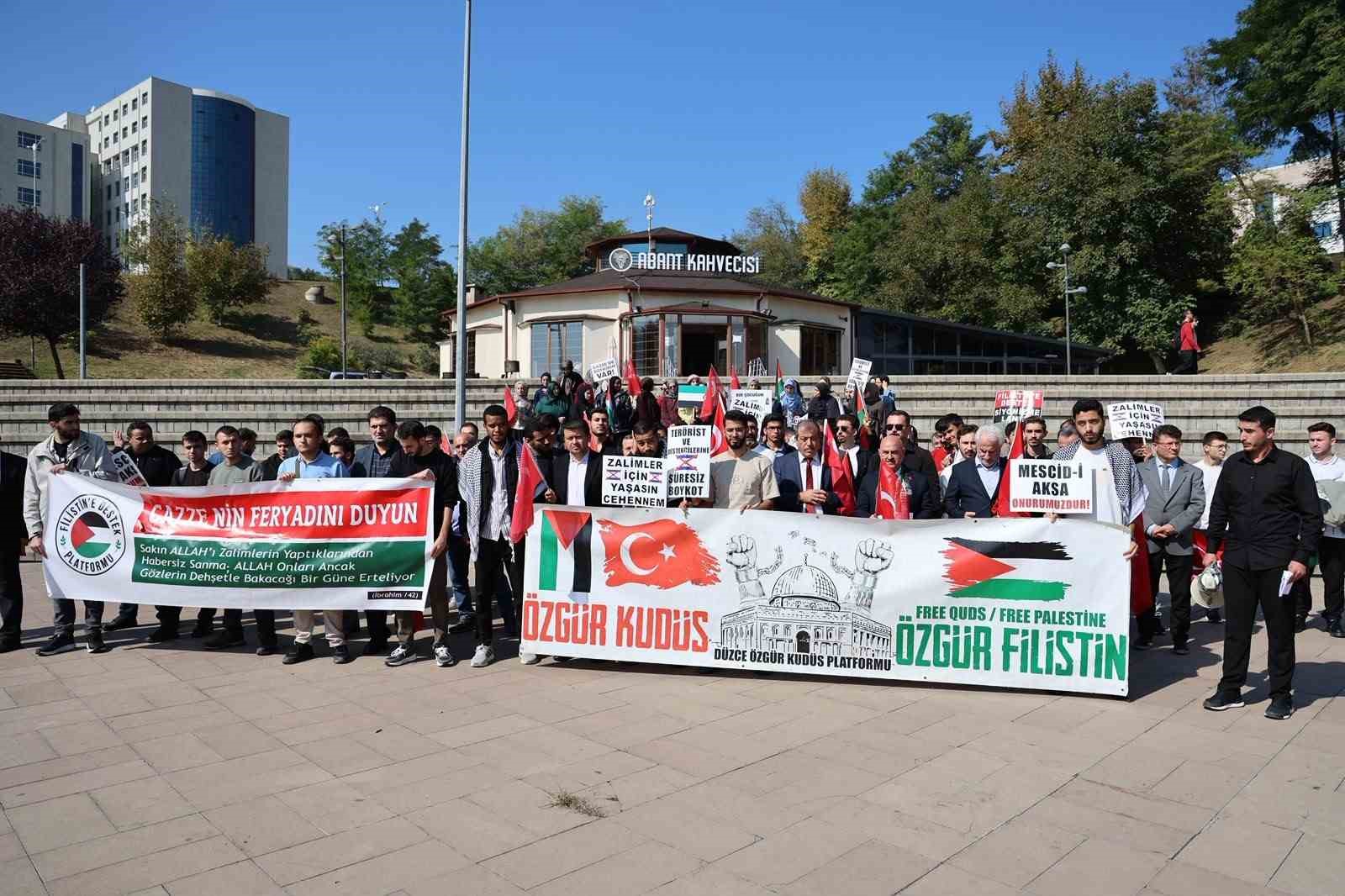 Düzce Üniversitesi’nde Filistin’e destek yürüyüşü