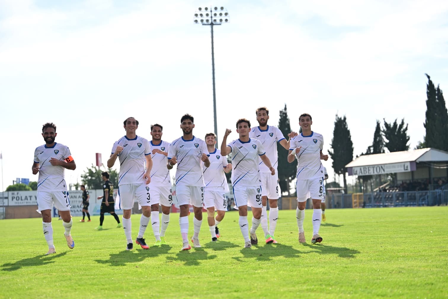 Karacabey Belediyespor penaltılarla tur atladı