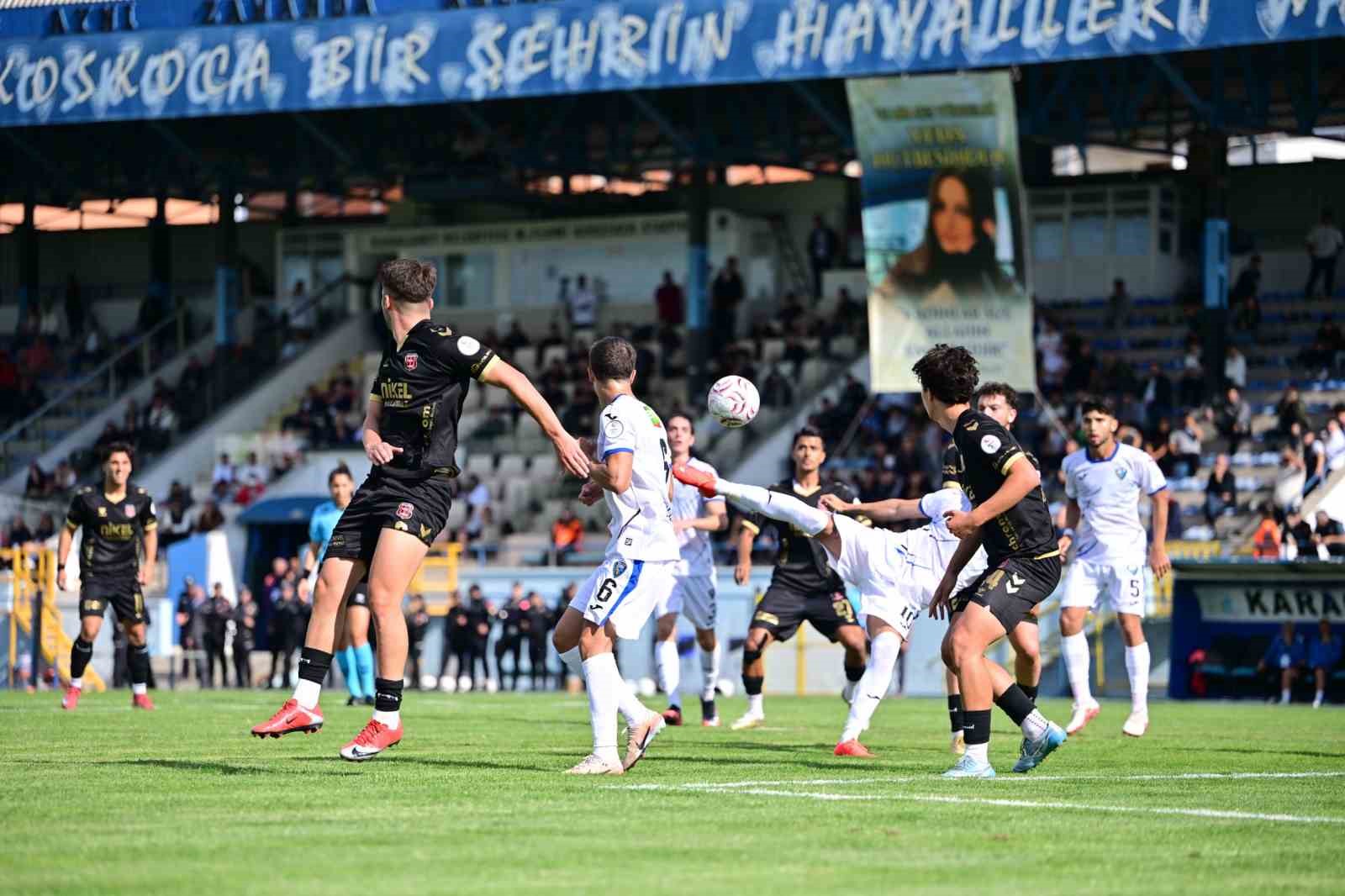 Karacabey Belediyespor penaltılarla tur atladı