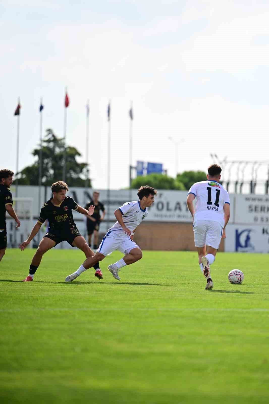 Karacabey Belediyespor penaltılarla tur atladı