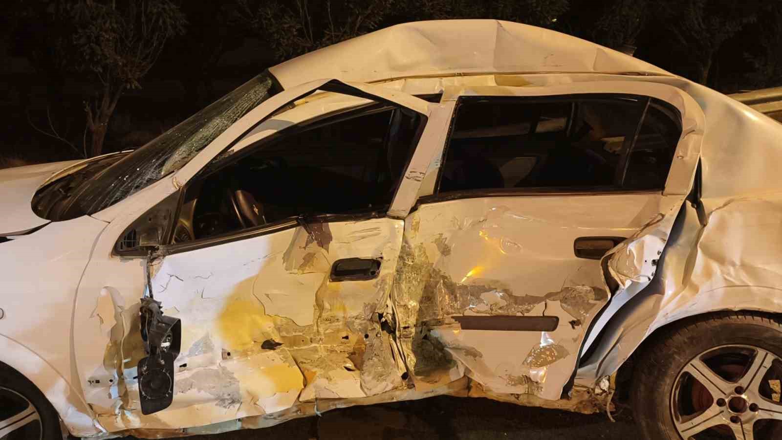 Muş’ta tır ile otomobil çarpıştı: 2 yaralı