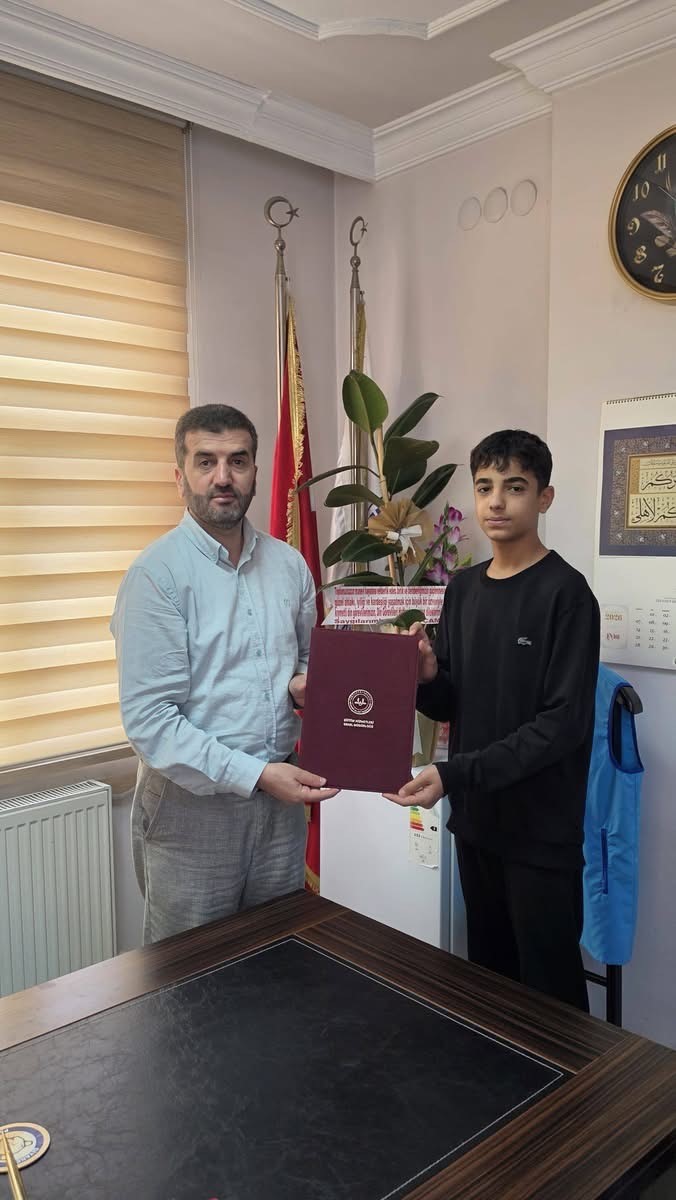 Çermik’te hafızlık eğitimini tamamlayan Kur’an kursu öğrencilerine belgeleri verildi