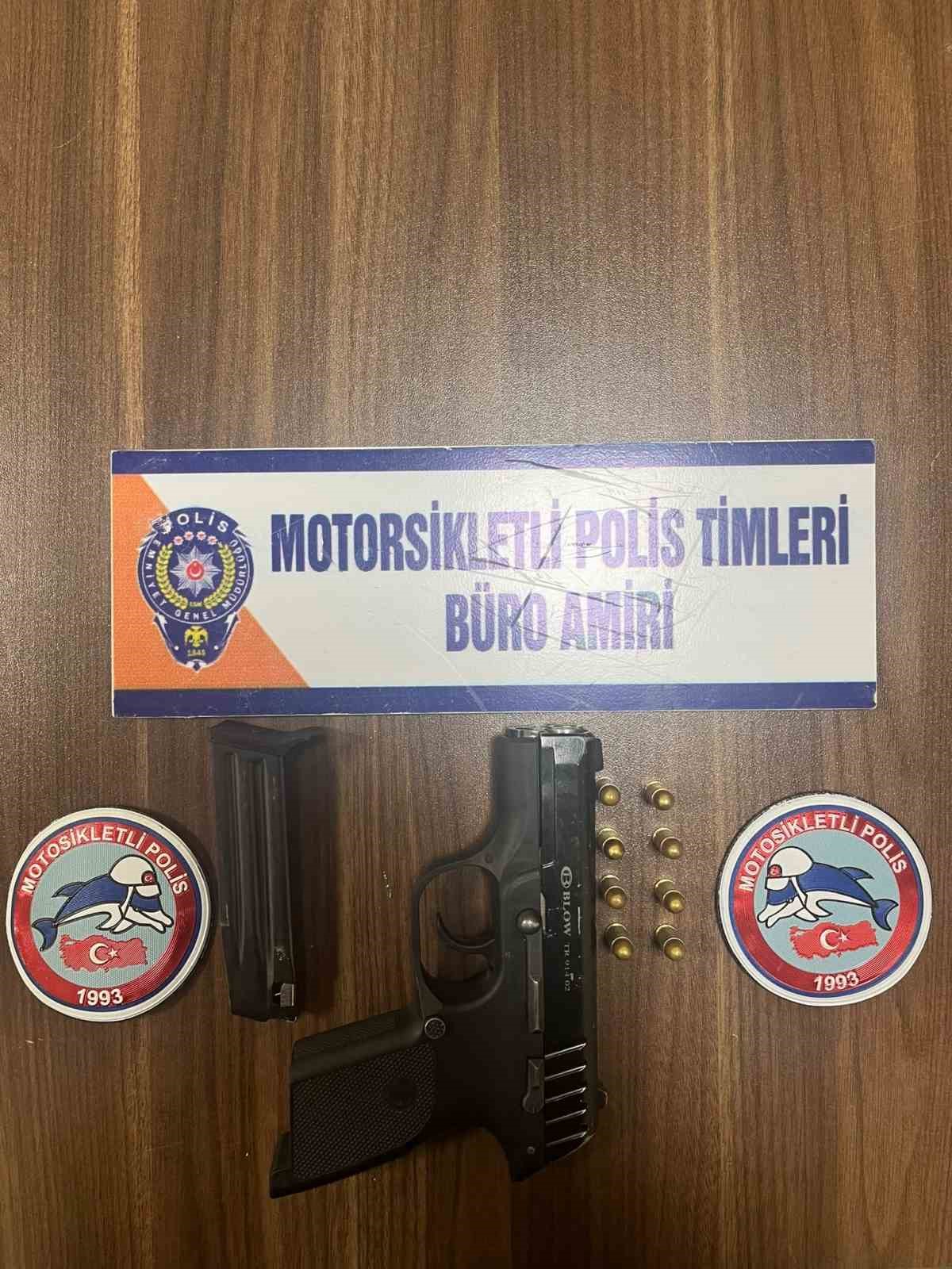 Kırıkhan’da ruhsatsız tabanca ve fişek ele geçirildi