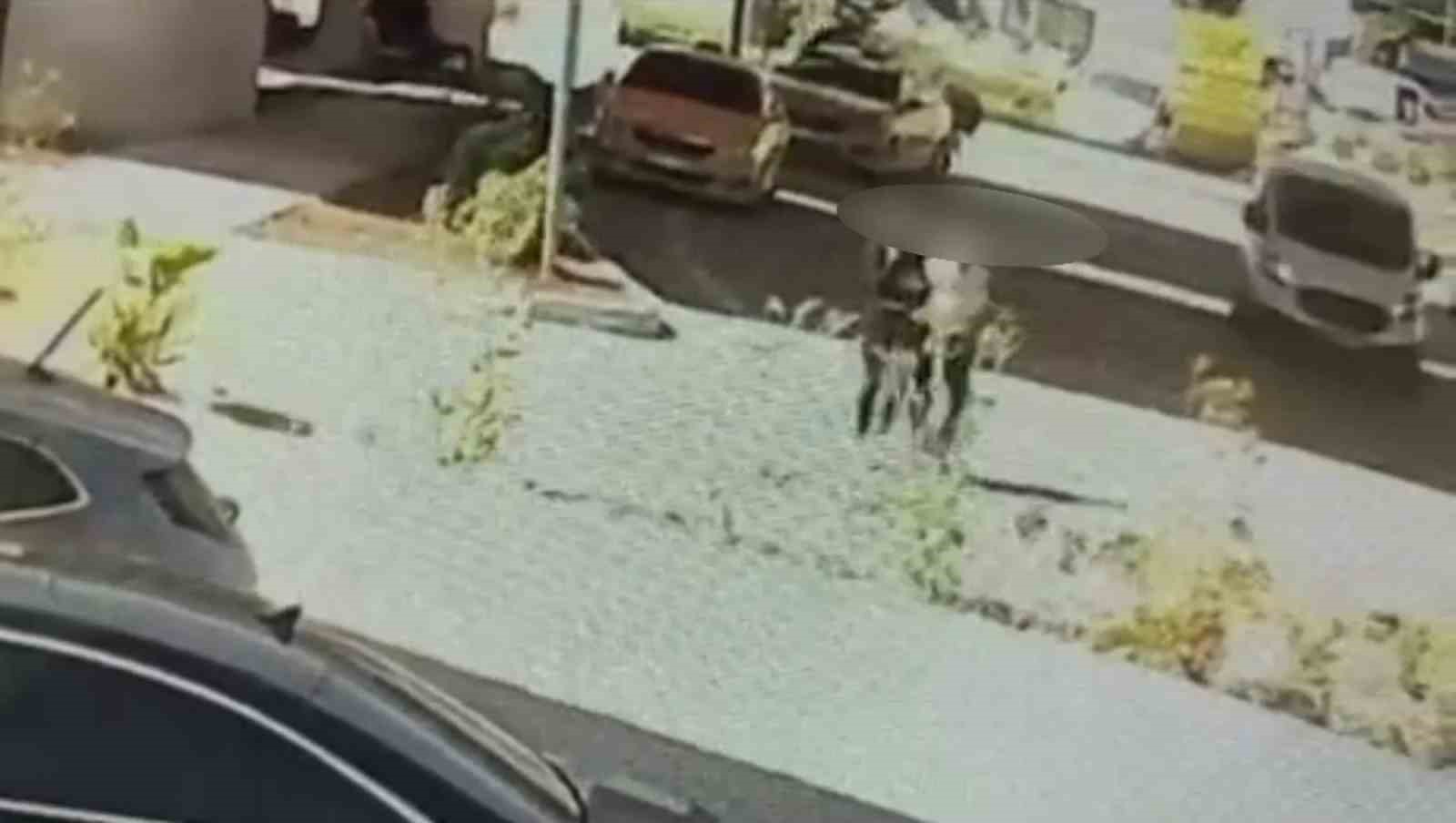 Kendisinden 45 yaş küçük kadınla evlenmek isteyen yaşlı adam, akrabasının kurduğu evlilik oyununa düştü
