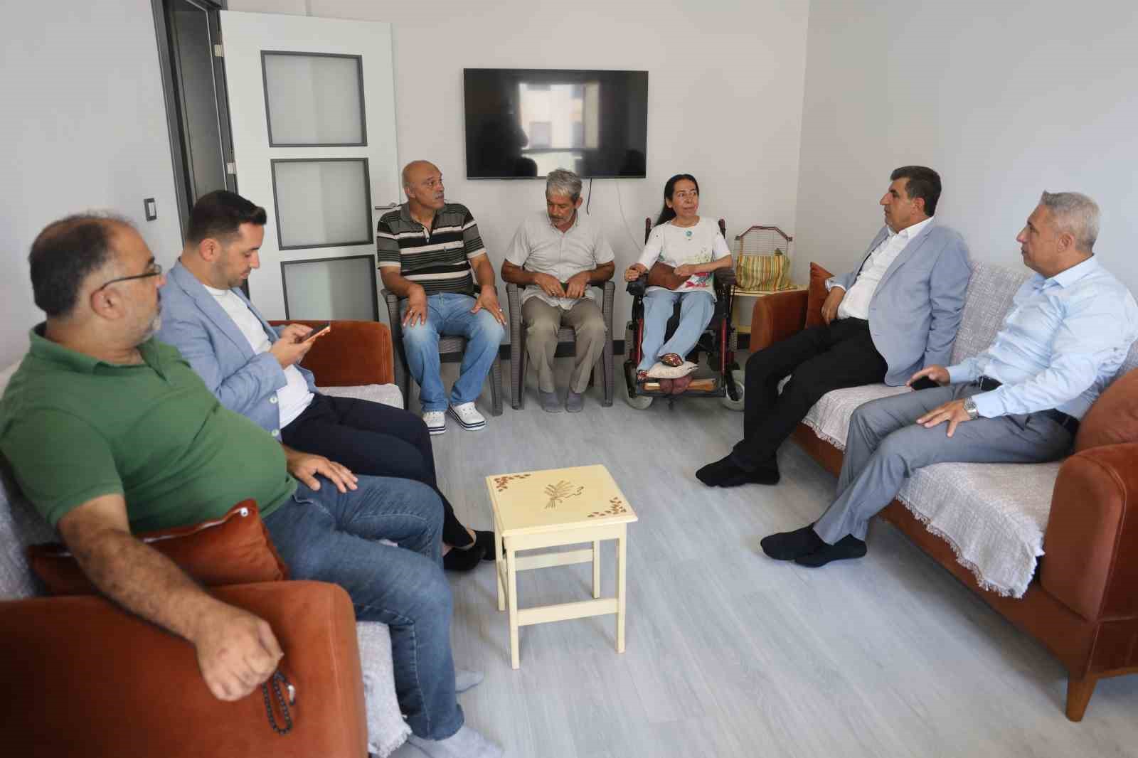 Depremin ardından çorak araziye dönen bölge depremzede vatandaşlara yuva oldu
