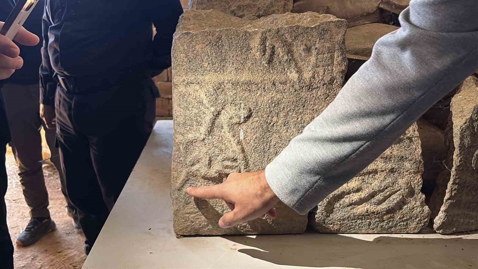 Şapinuvada’daki kazı çalışmalarında çıkartılan çivi yazılı tabletlerin UNESCO listesine alınması hedefleniyor