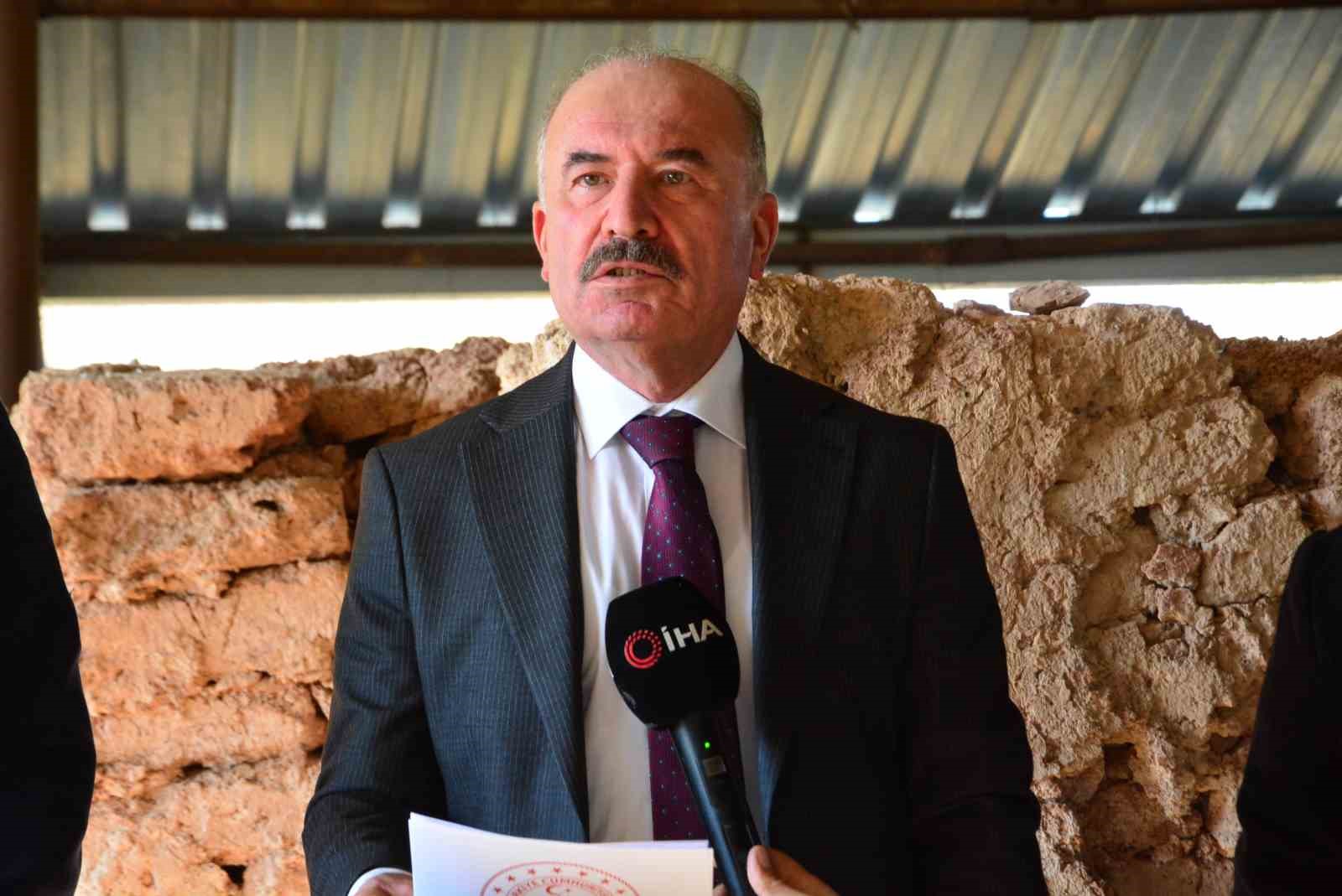 Şapinuvada’daki kazı çalışmalarında çıkartılan çivi yazılı tabletlerin UNESCO listesine alınması hedefleniyor