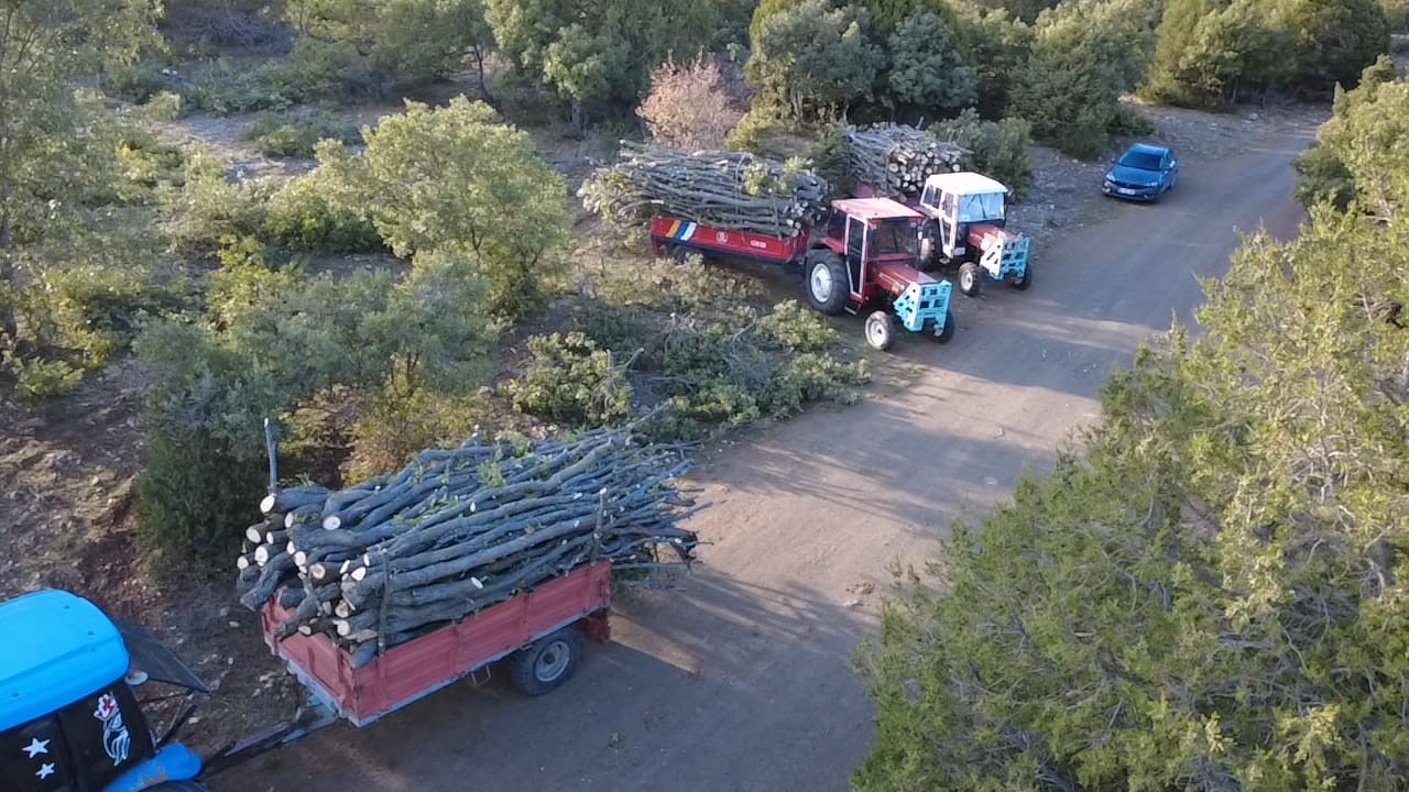 Yozgat’ta imece usulü kışlık odun mesaisi sürüyor