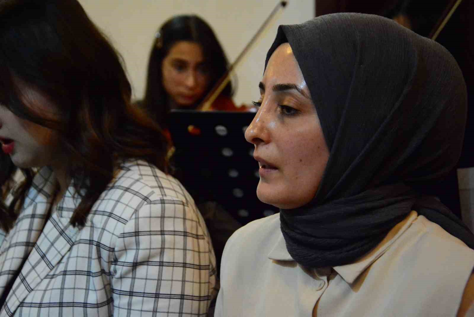 Görme engelli Büşra’nın müzik tutkusu gerçeğe dönüştü