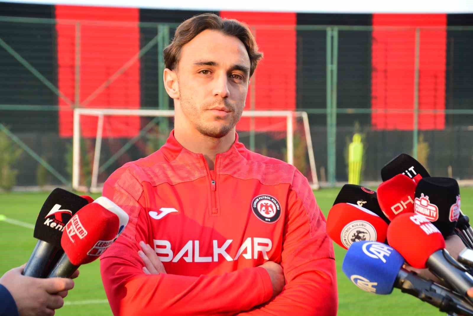 Burak Yılmaz: "İyi oyuncularımız var ama daha tam takım olamadığımızı düşünüyorum"